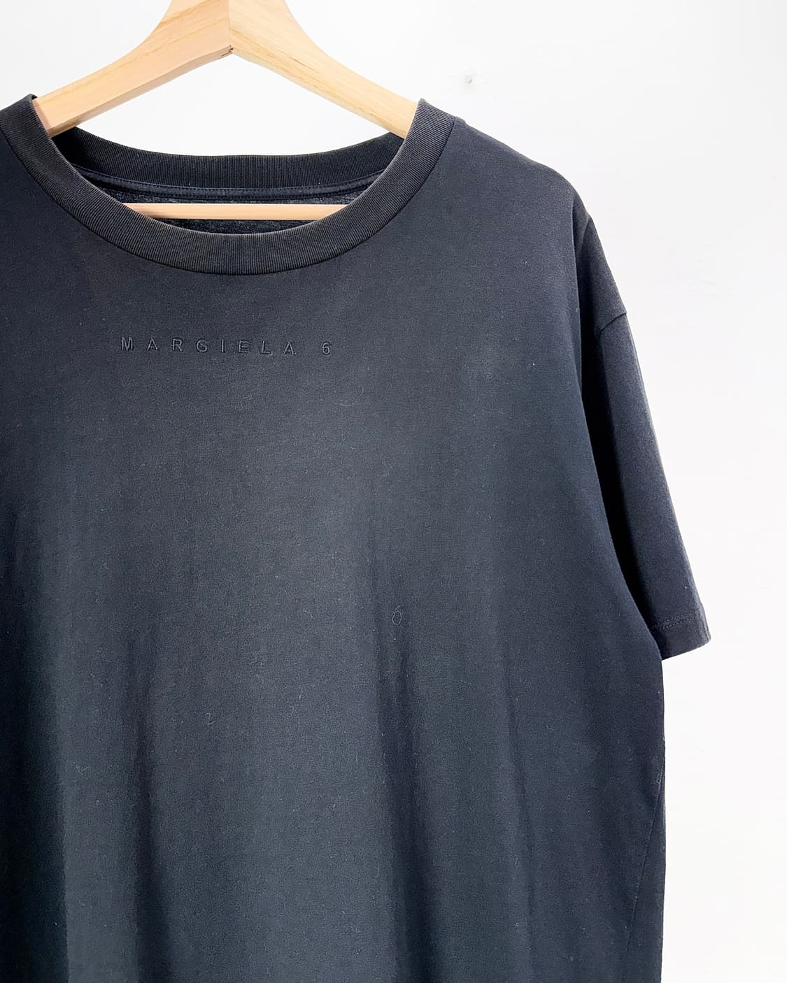 MM6 메종 마르지엘라 블랙 다잉 하프 티셔츠 상품이미지3