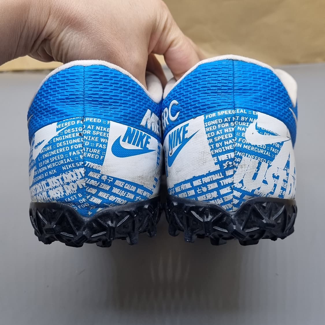 나이키 머큐리얼 베이퍼13 아카데미 풋살화270 상품이미지4