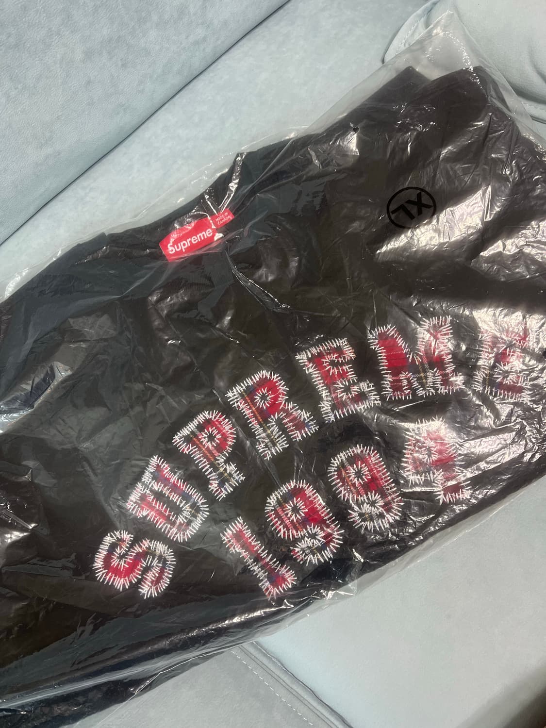 (새상품) 슈프림 26 ss 플레이드 아크 맨투맨 블랙 XL 상품이미지5