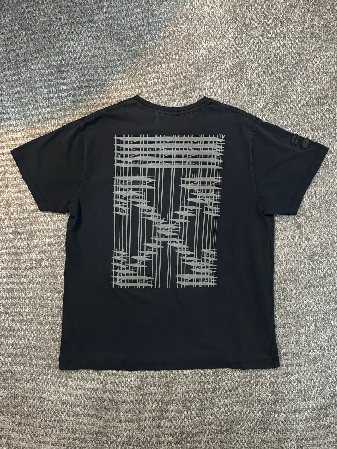 오프화이트 인더스트리얼 반팔 상품이미지1