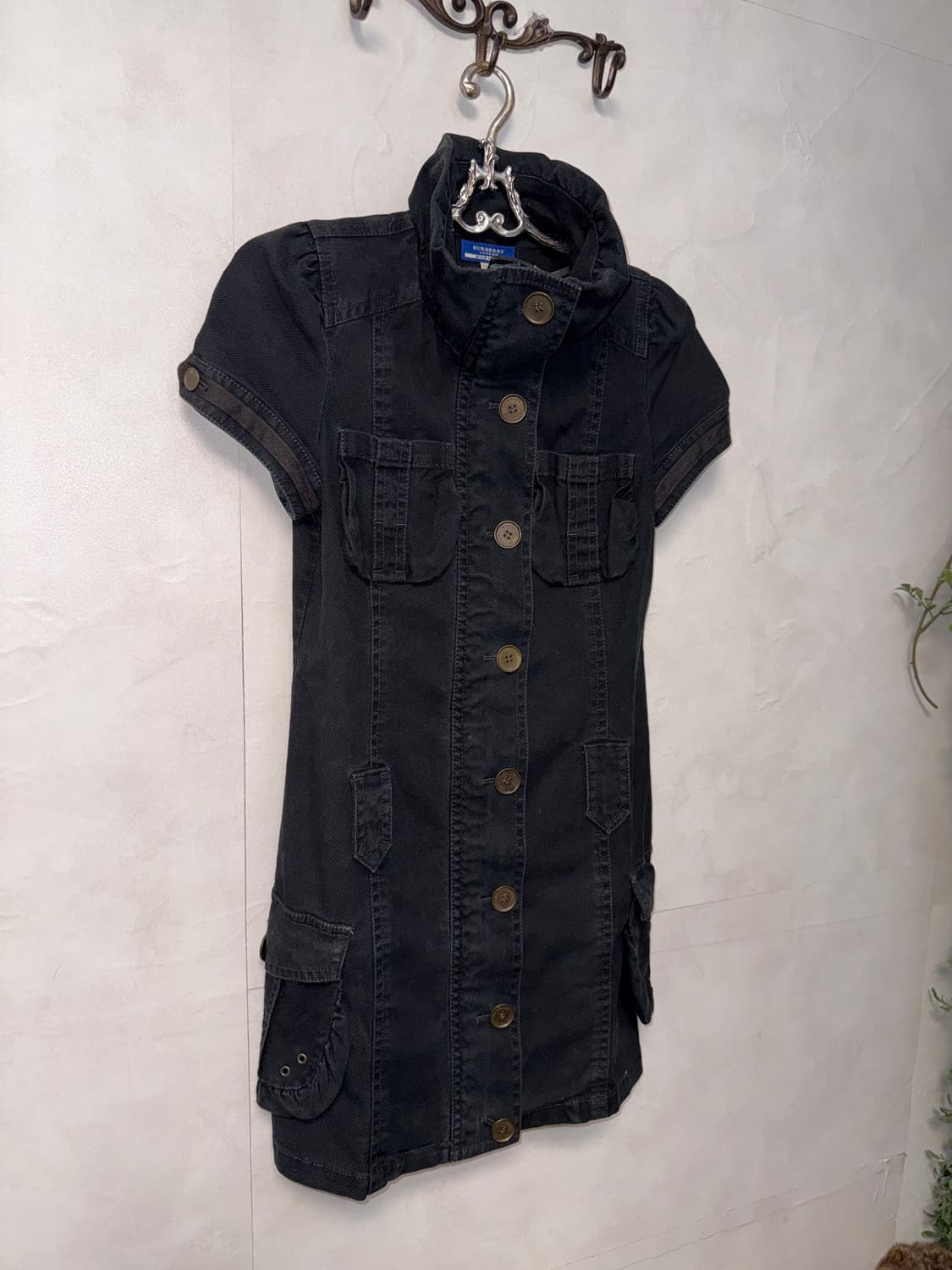 Burberry black button zipper cargo ops 상품이미지3