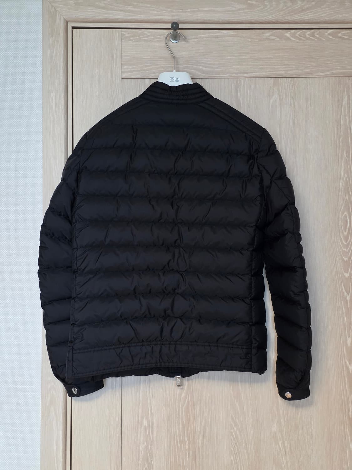 [23년] 몽클레어 아미오 경량 바이크 다운 패딩 3사이즈 상품이미지6