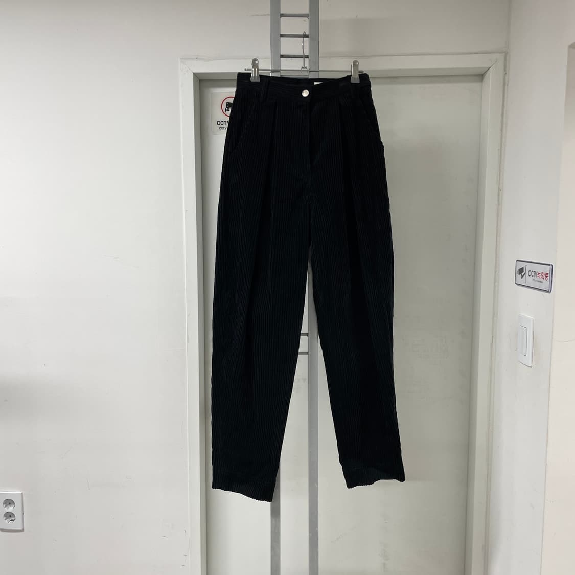 ETHOS 에토스 코듀로이 팬츠 블랙 S(W) 상품이미지5