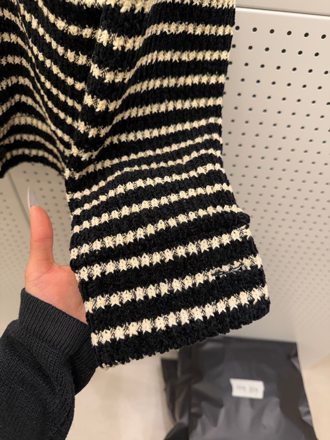 노이즈 스트라이프 니트 가디건 U949 상품이미지4