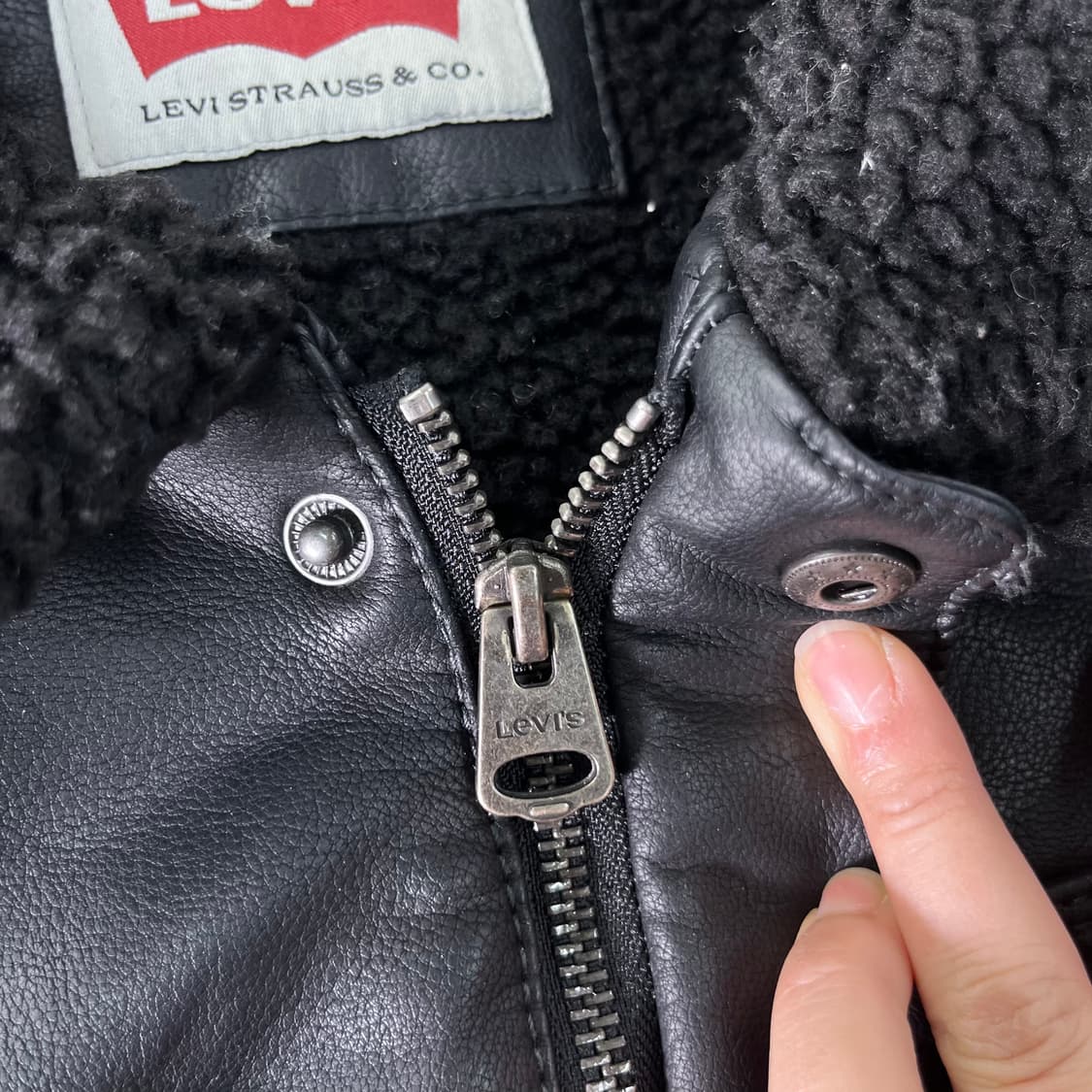 100 리바이스 쉐르파 트러커 레더 자켓 상품이미지7