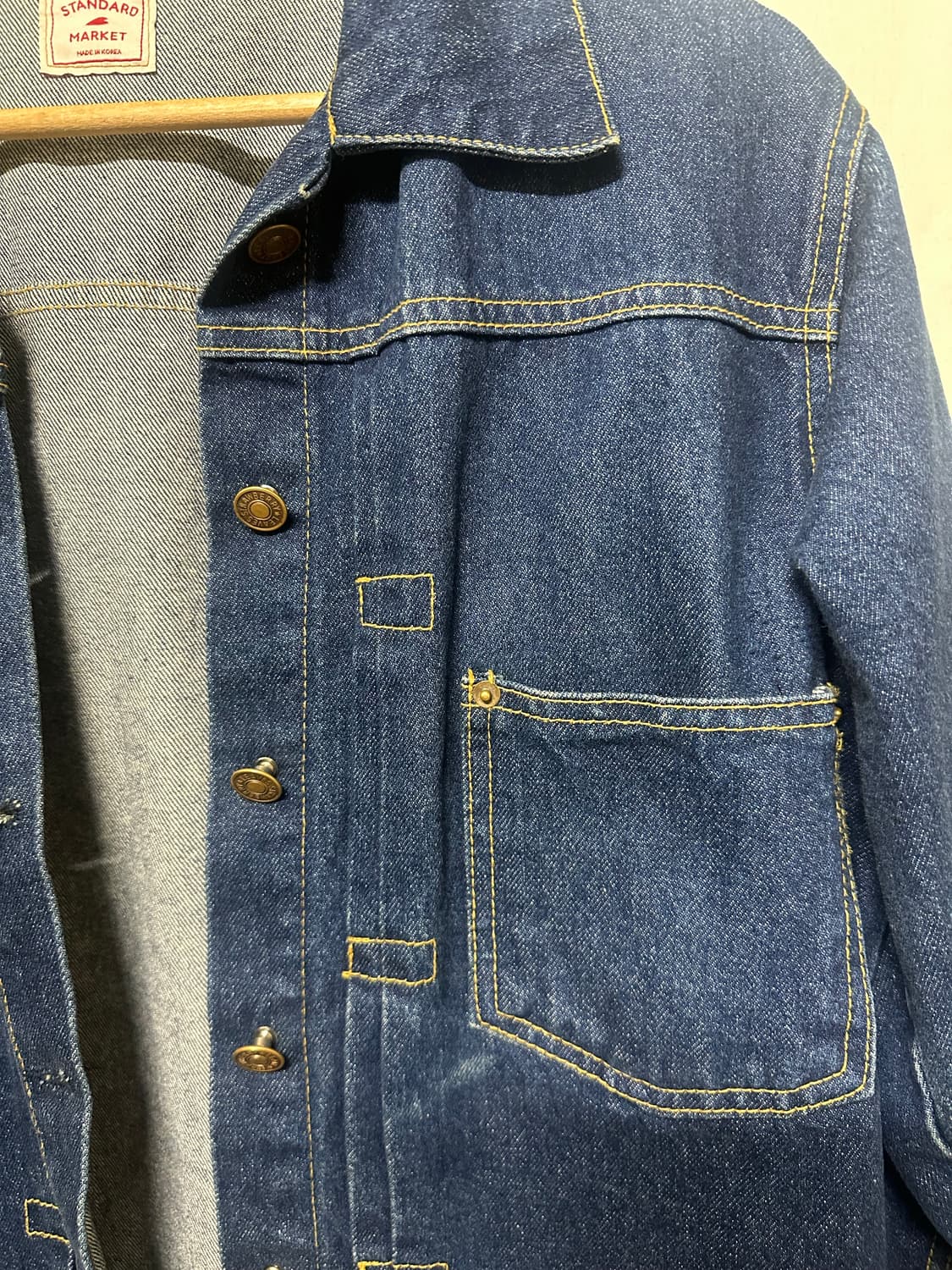 파란색 데님 재킷입니다 상품이미지3