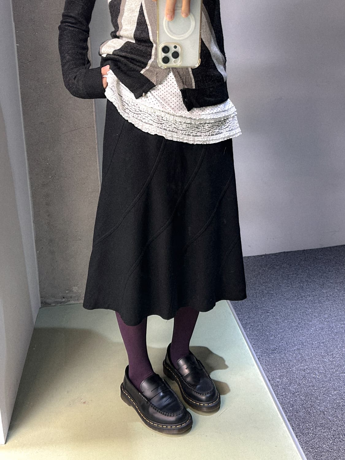 black diagonal line wool skirt 상품이미지2