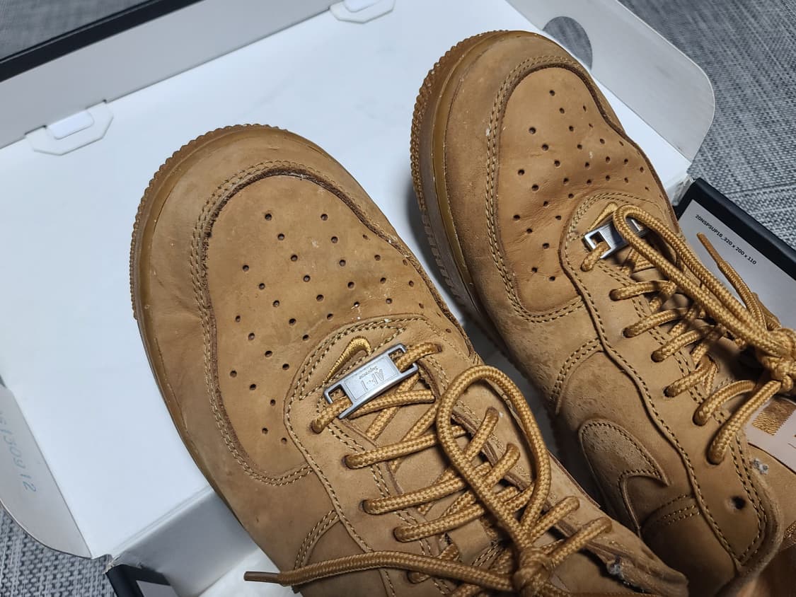 나이키 에어포스1 슈프림 된장포스 265 스니커즈 상품이미지2