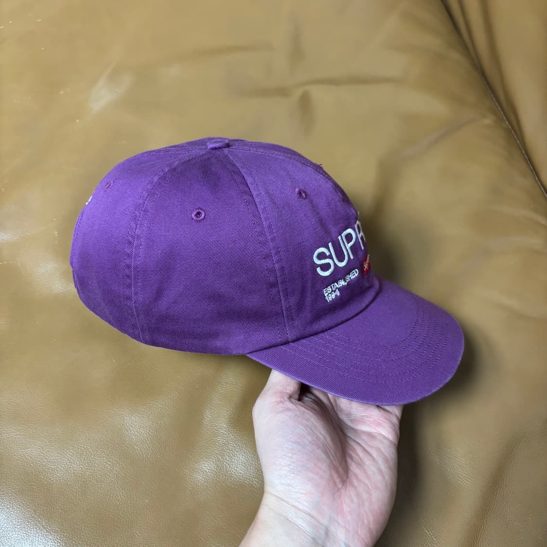 슈프림 6패널 볼캡 모자 21fw Est1994 워시드 퍼플 상품이미지3