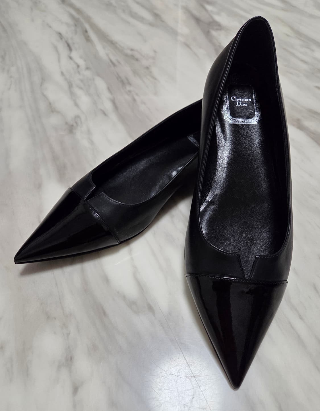 크리스찬디올 가죽 플랫슈즈 상품이미지1