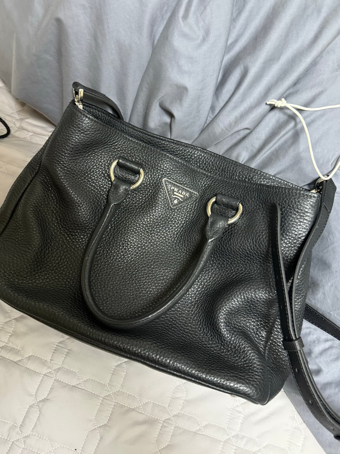 프라다 비텔로 다이노 레더 토트백 상품이미지9