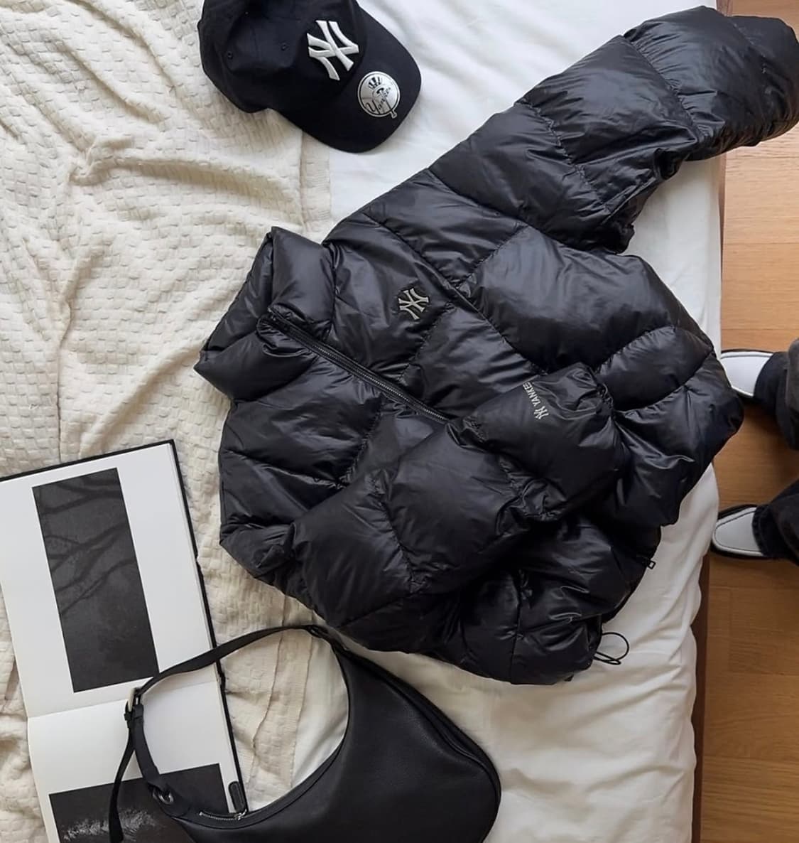 [에이티즈 산,키스오프라이프 쥴리,투어스 신유 착용] mlb 커브숏패딩 상품이미지7