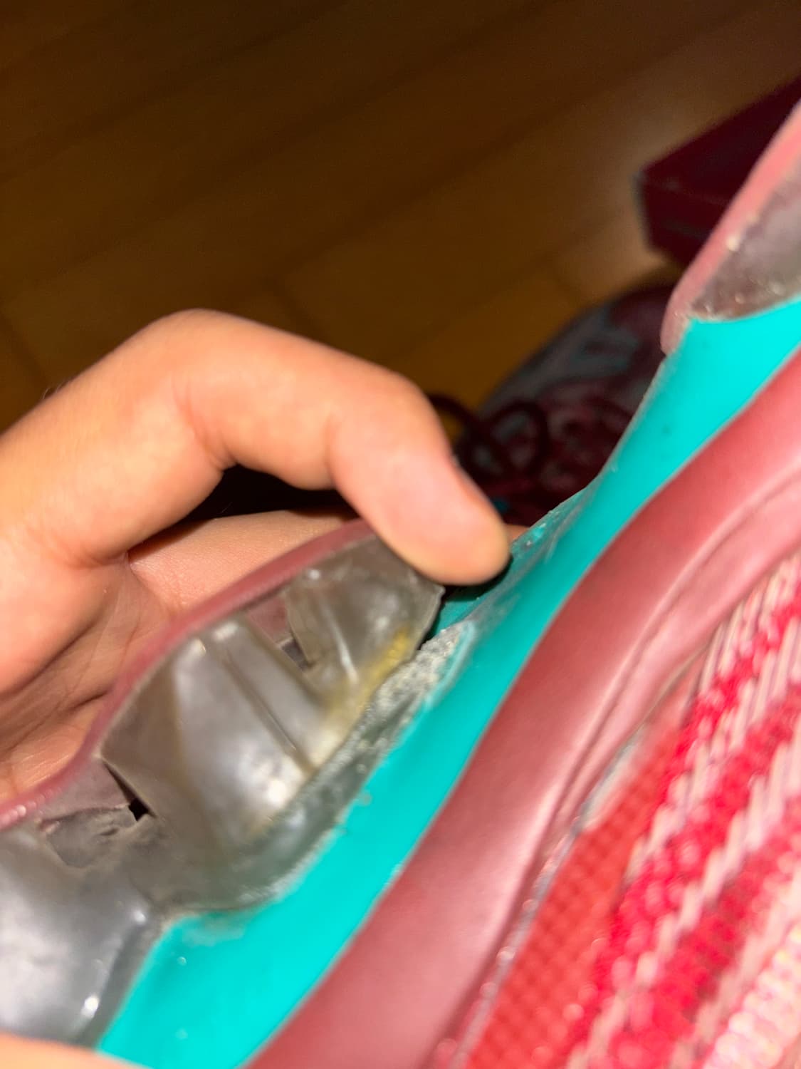 아식스 키코 코스타디노브 젤 퀀텀 레비트렉 파이어드 브릭 (285) 상품이미지4