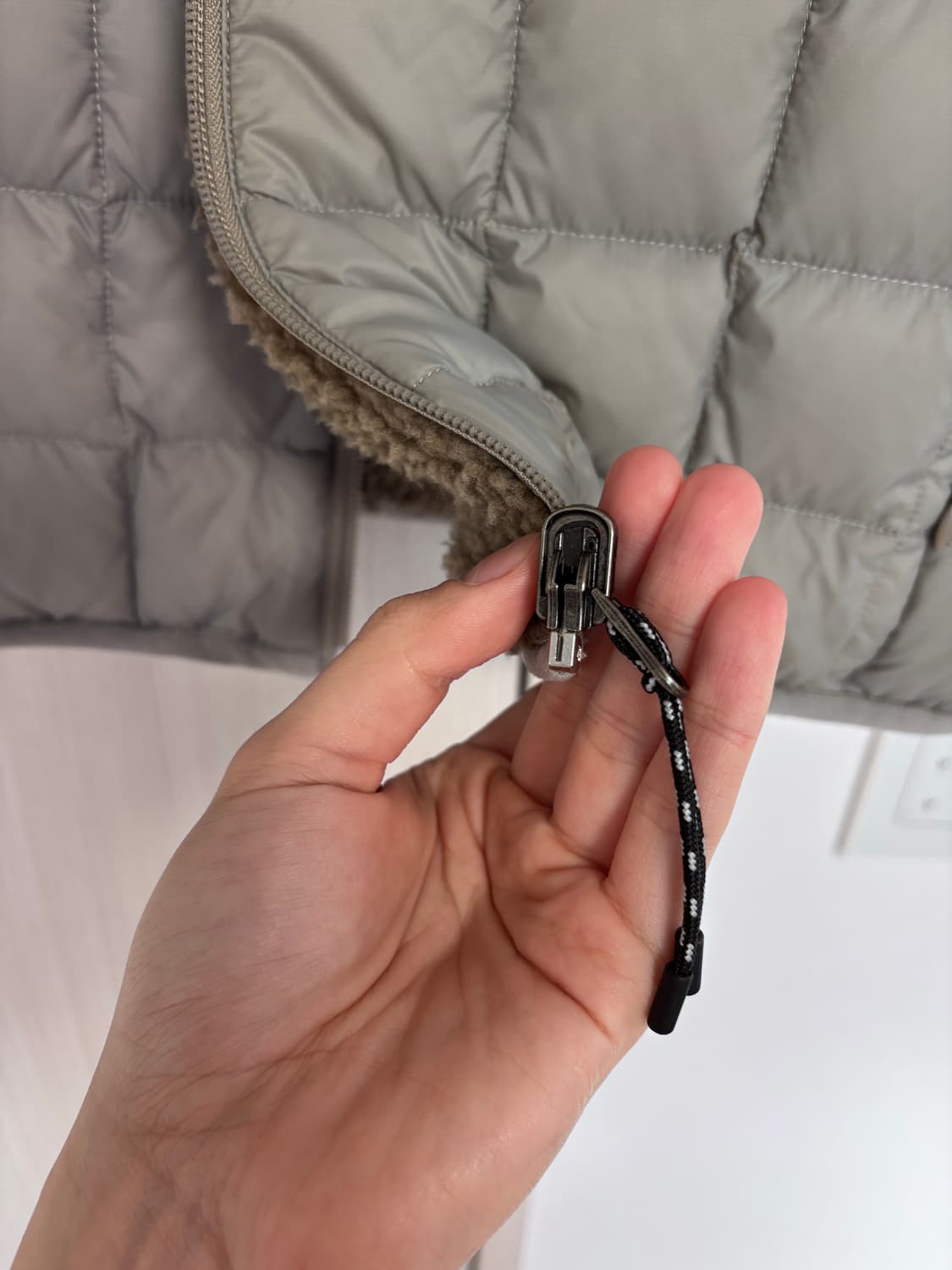 L 타이온 TAION 리버서블 오리털 후리스 패딩 조끼 상품이미지9