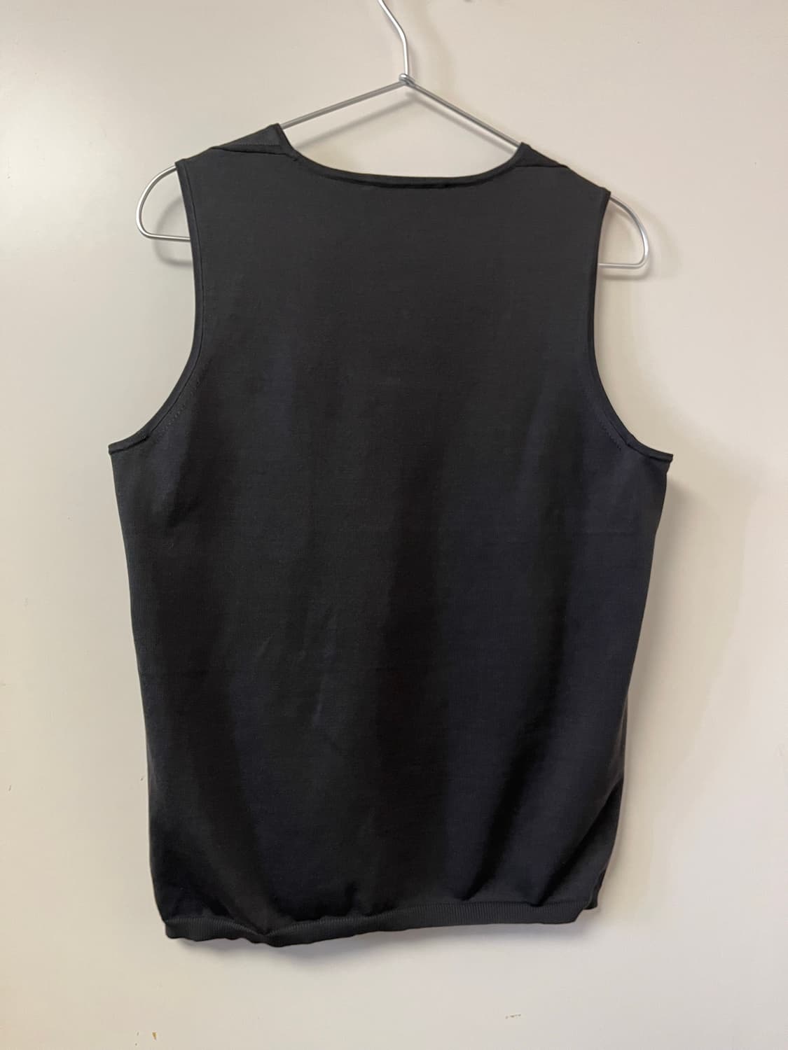 Hugo boss silk sleeveless 상품이미지2