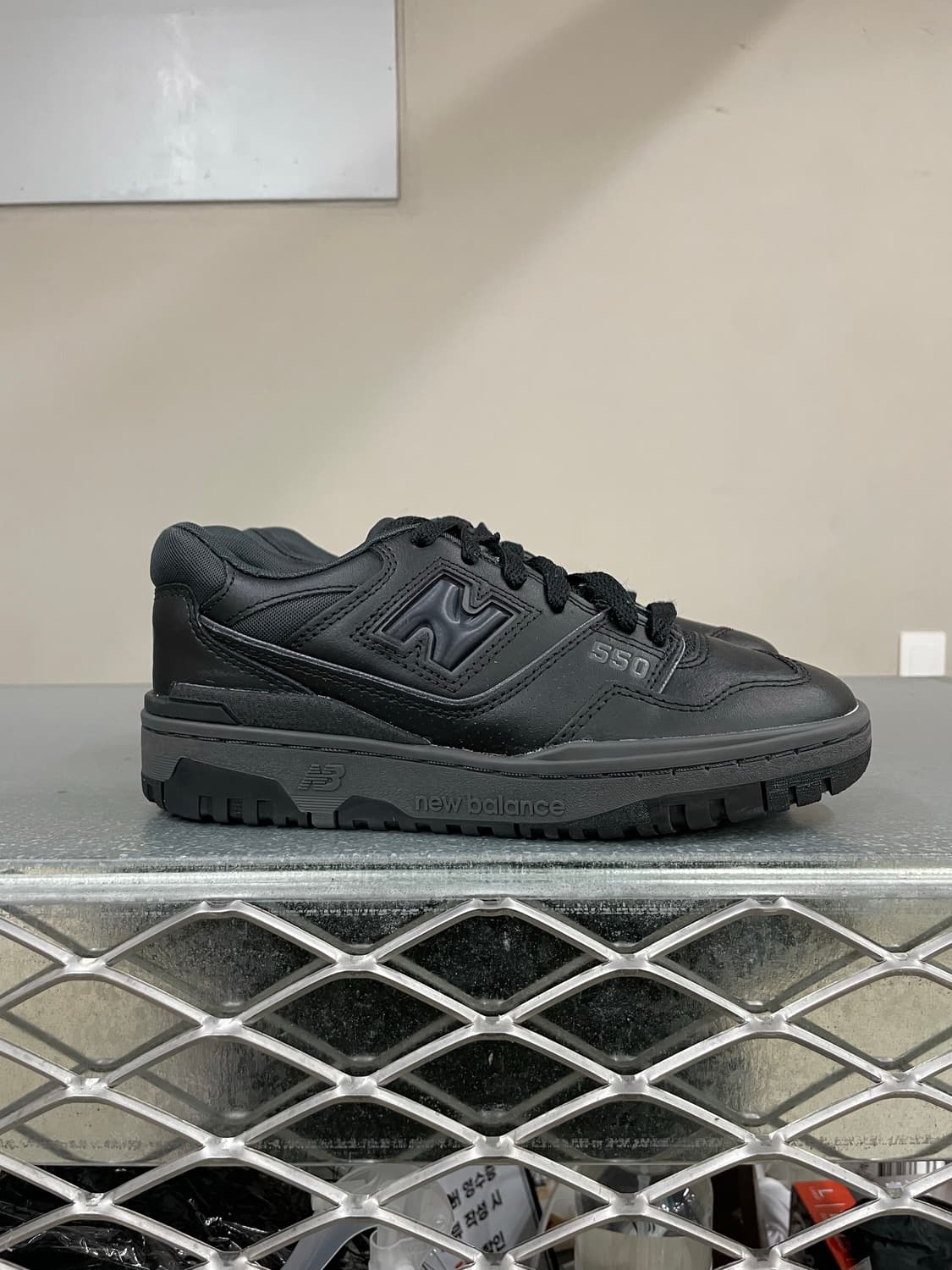 뉴발란스 550 트리플 블랙 230 상품이미지4