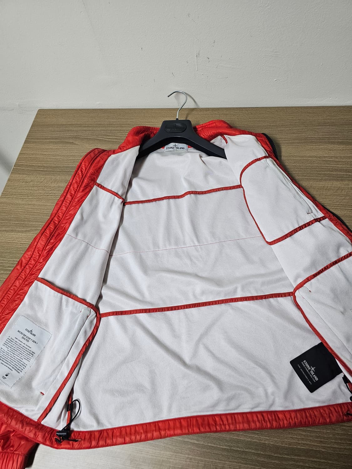 스톤아일랜드 MICRO RIP STOP 7 DEN / QUILTED 자켓 상품이미지5