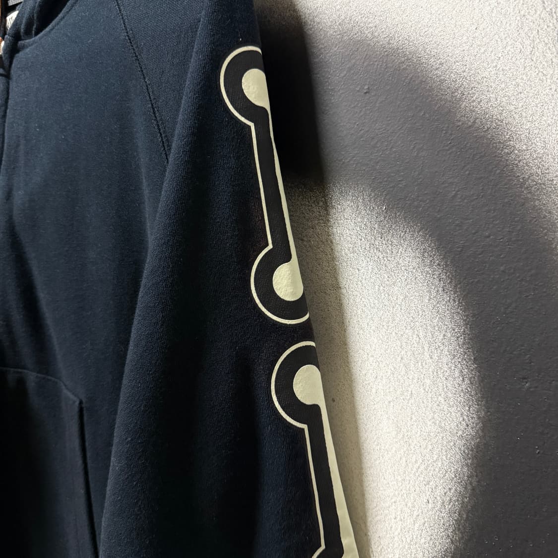 정품 베이프 OG 베이비 마일로 본 스플릿 스컬 야광 집업 후디 상품이미지6