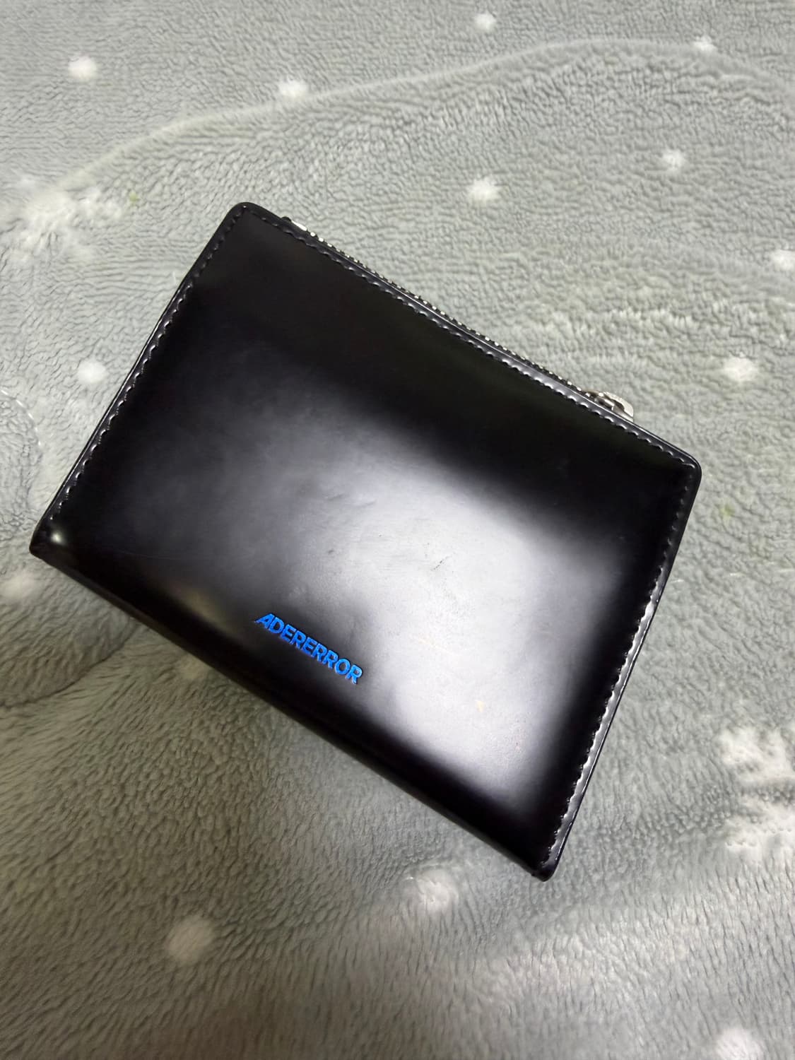 아더에러 카드지갑 팝니다 상품이미지1