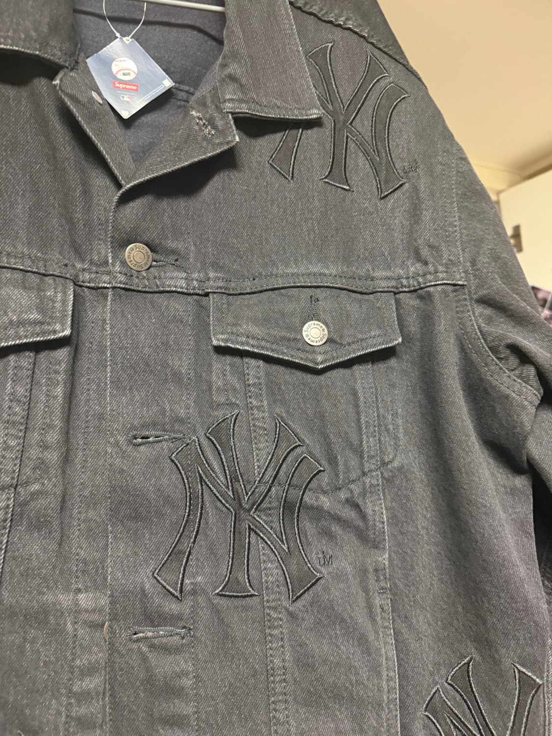 슈프림 x NY 양키스 데님 트러커 자켓 L 상품이미지2