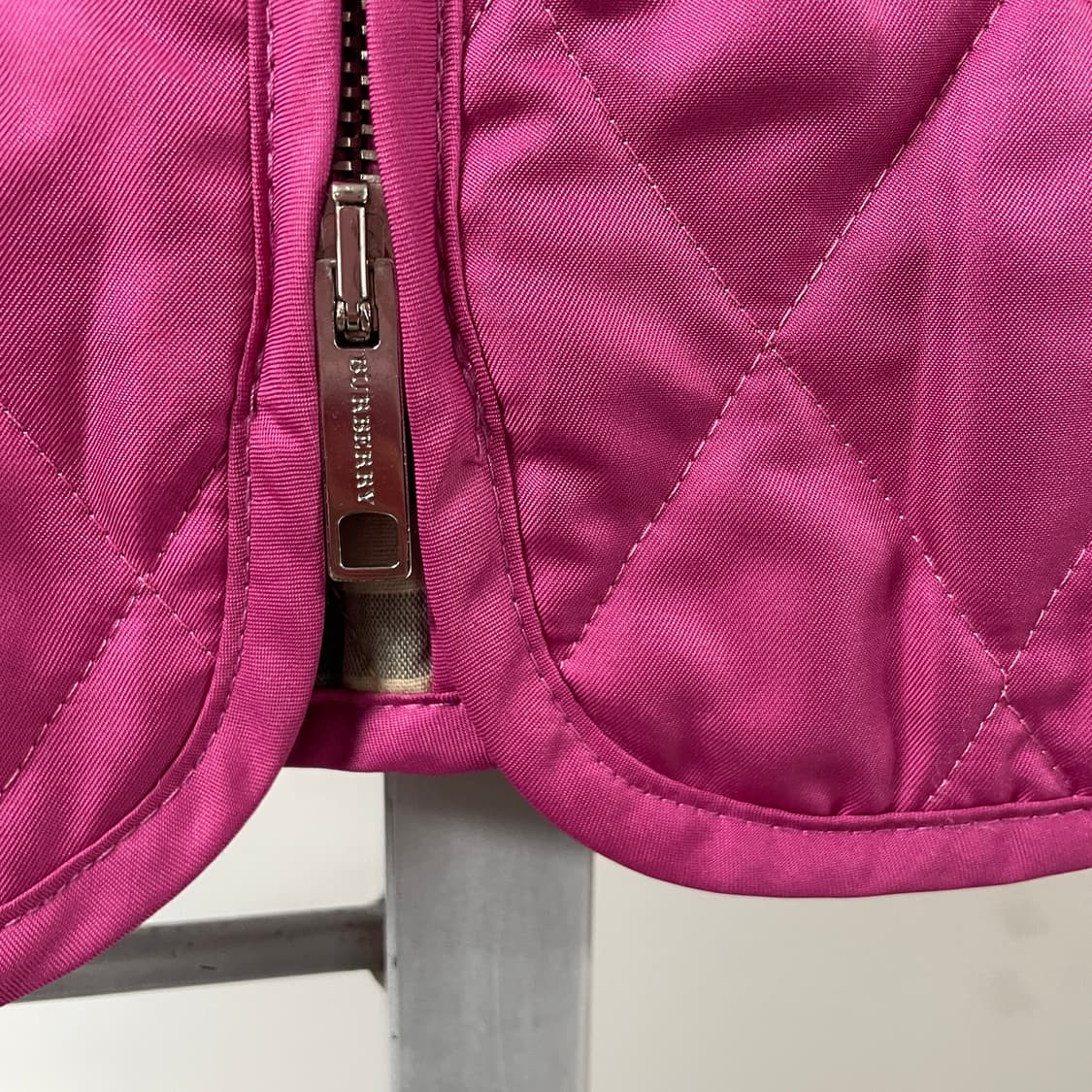 버버리 퀄팅 자켓 핑크 M(W) 상품이미지4