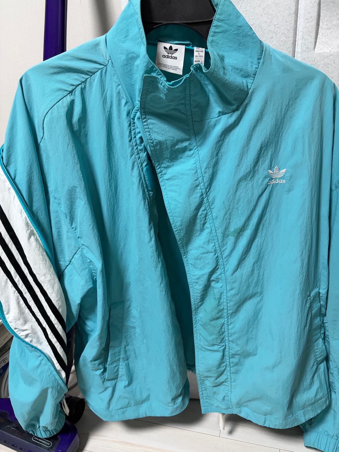 아디다스 오디너리피플 콜라보 바람막이 상품이미지1