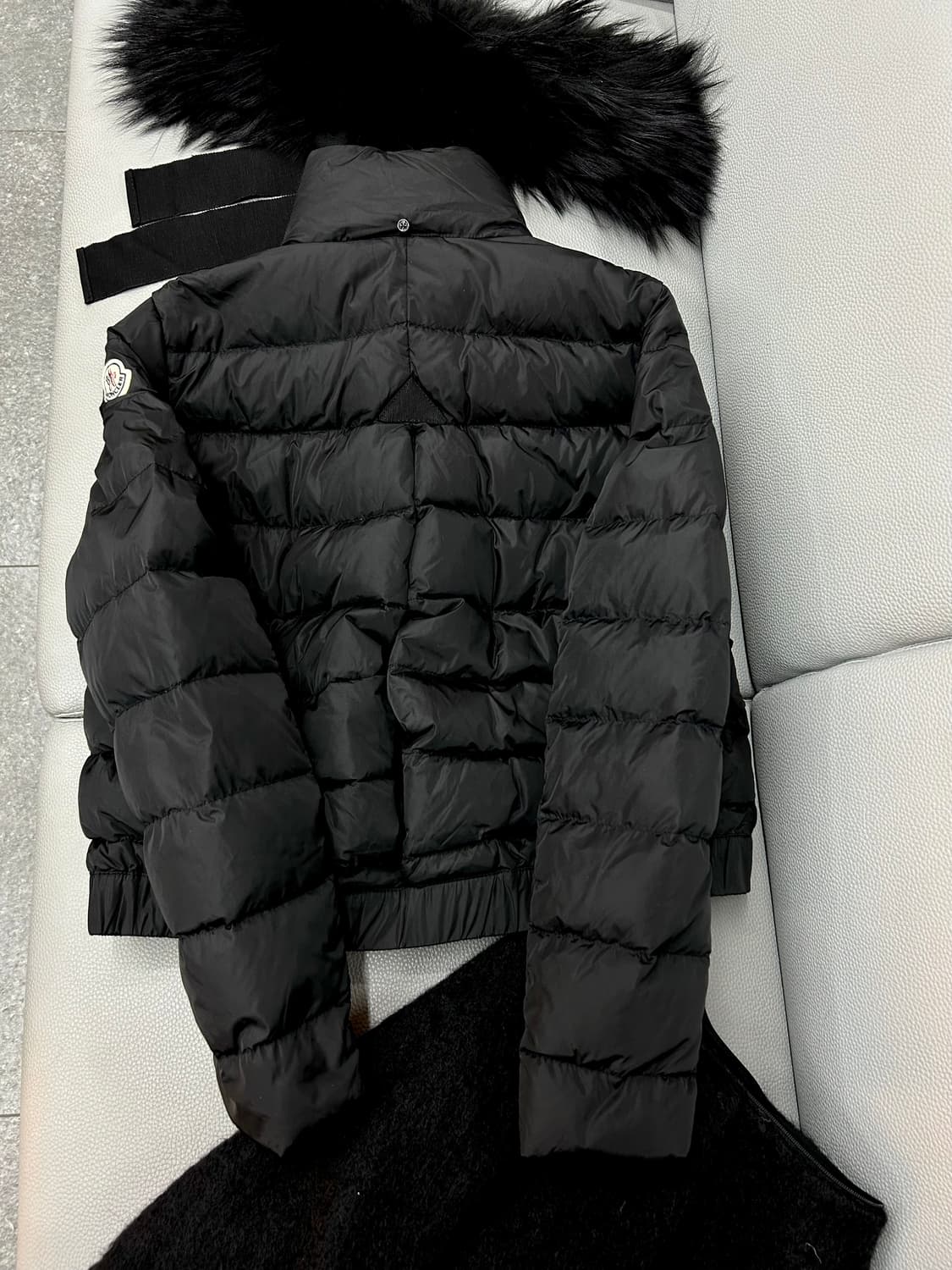 몽 클 레 르 몽 클 레 어 이중분리형 블랙 모헤어 다운패딩(0) 상품이미지7