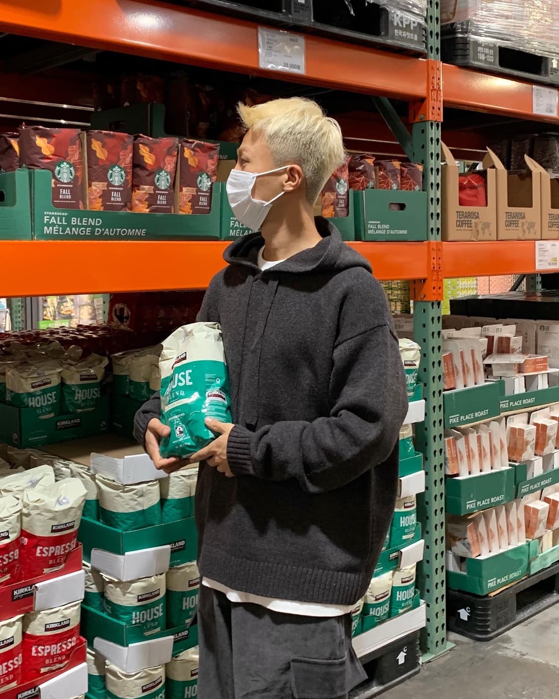 유루이 니트 후디 브라운 색상(수수료 무료) 상품이미지2