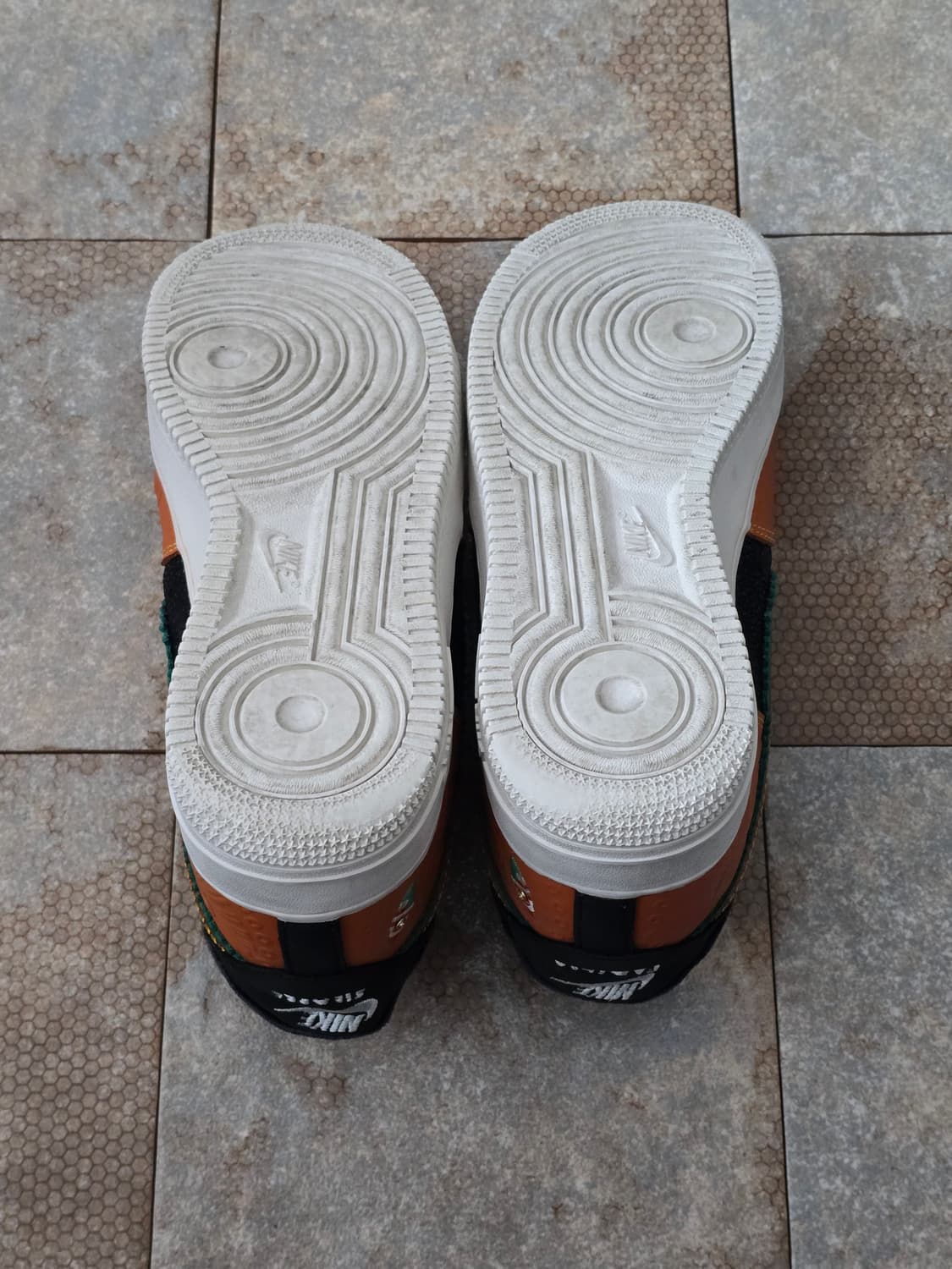 (260)나이키 에어포스 1 07 lx 시엠프레 파밀리아  상품이미지10