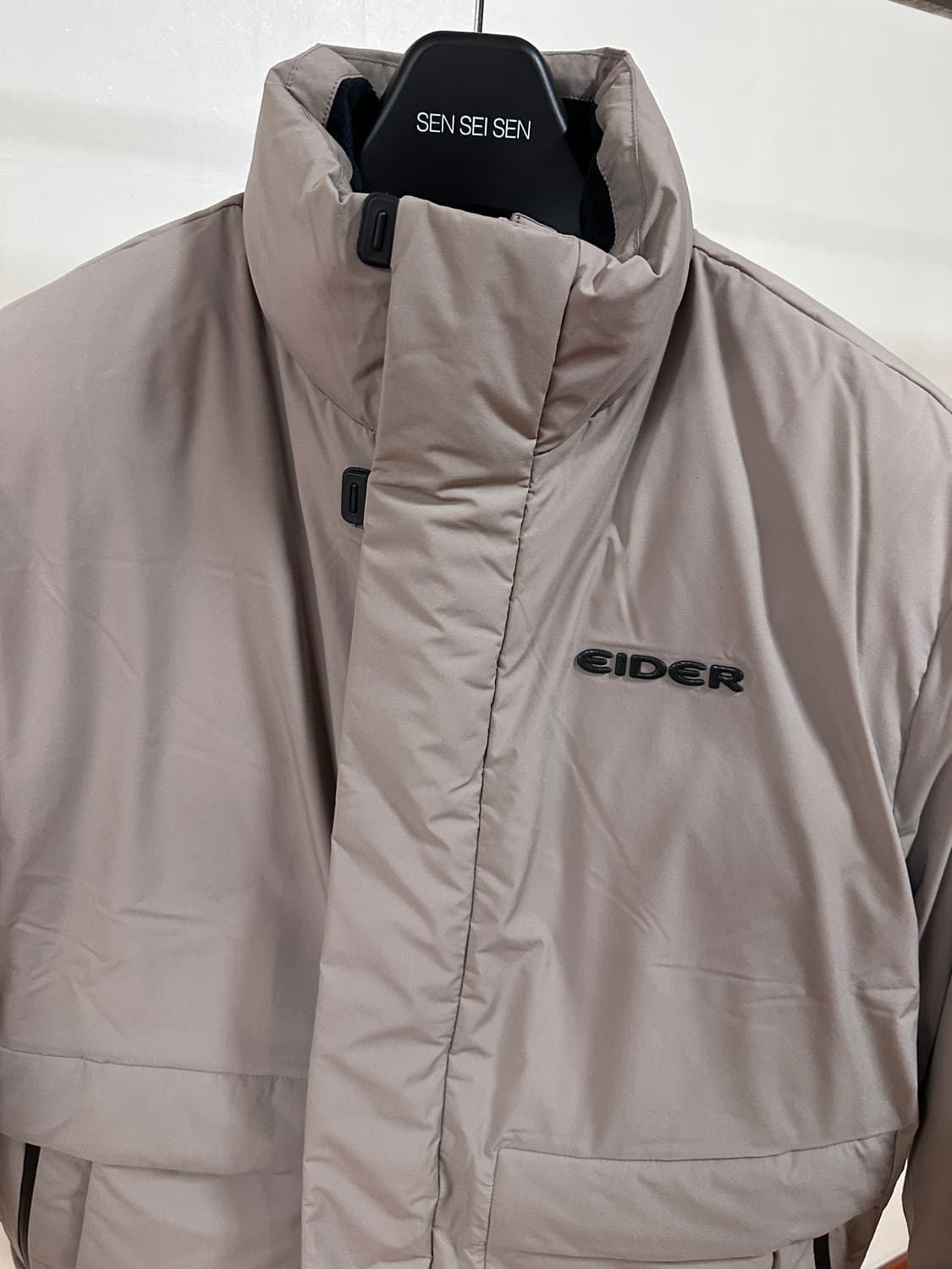 아이더 라벨르 캐시미어 패딩 L사이즈 새제품 상품이미지2