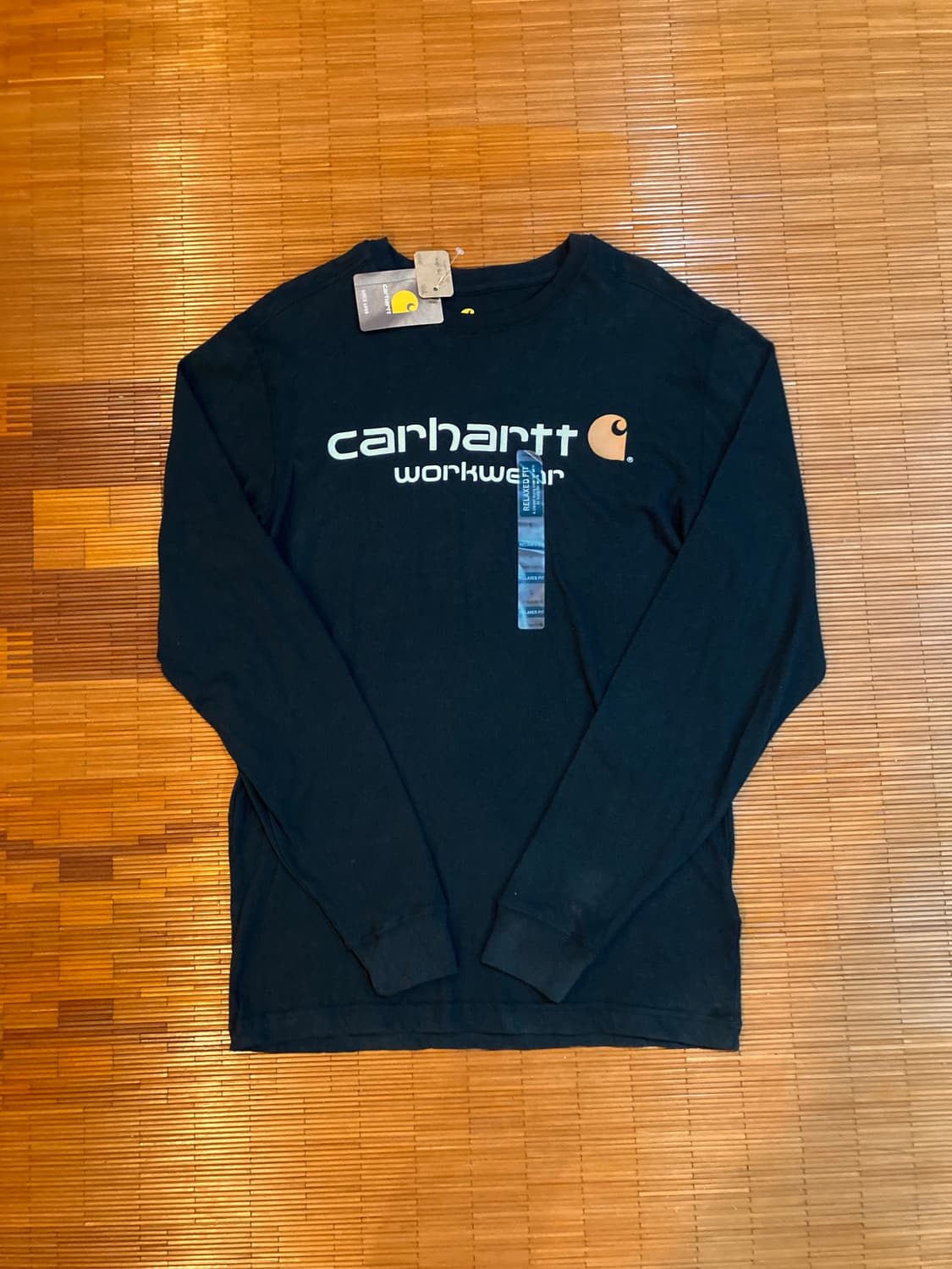 칼하트 릴랙스핏 롱슬리브 상품이미지1