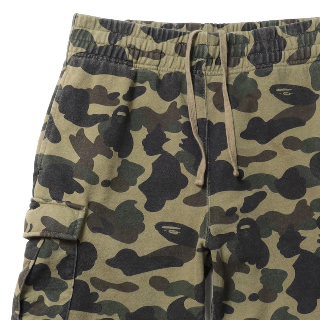 베이프 Bape 1st Camo Cargo Shorts 상품이미지2