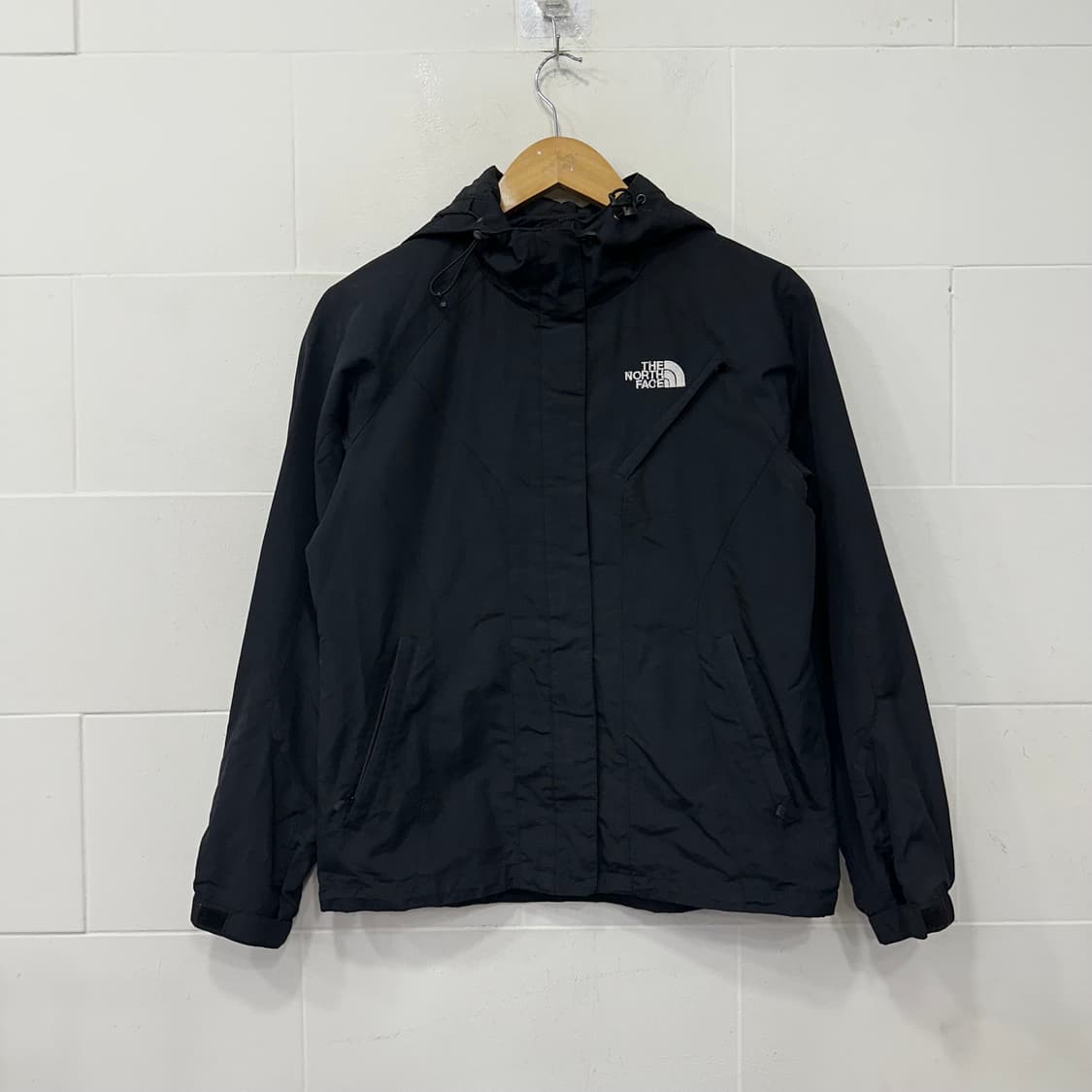 노스페이스 바람막이 상품이미지1