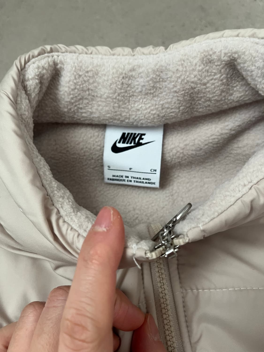 나이키 반집업 크롭 후리스 새것 스몰 상품이미지4