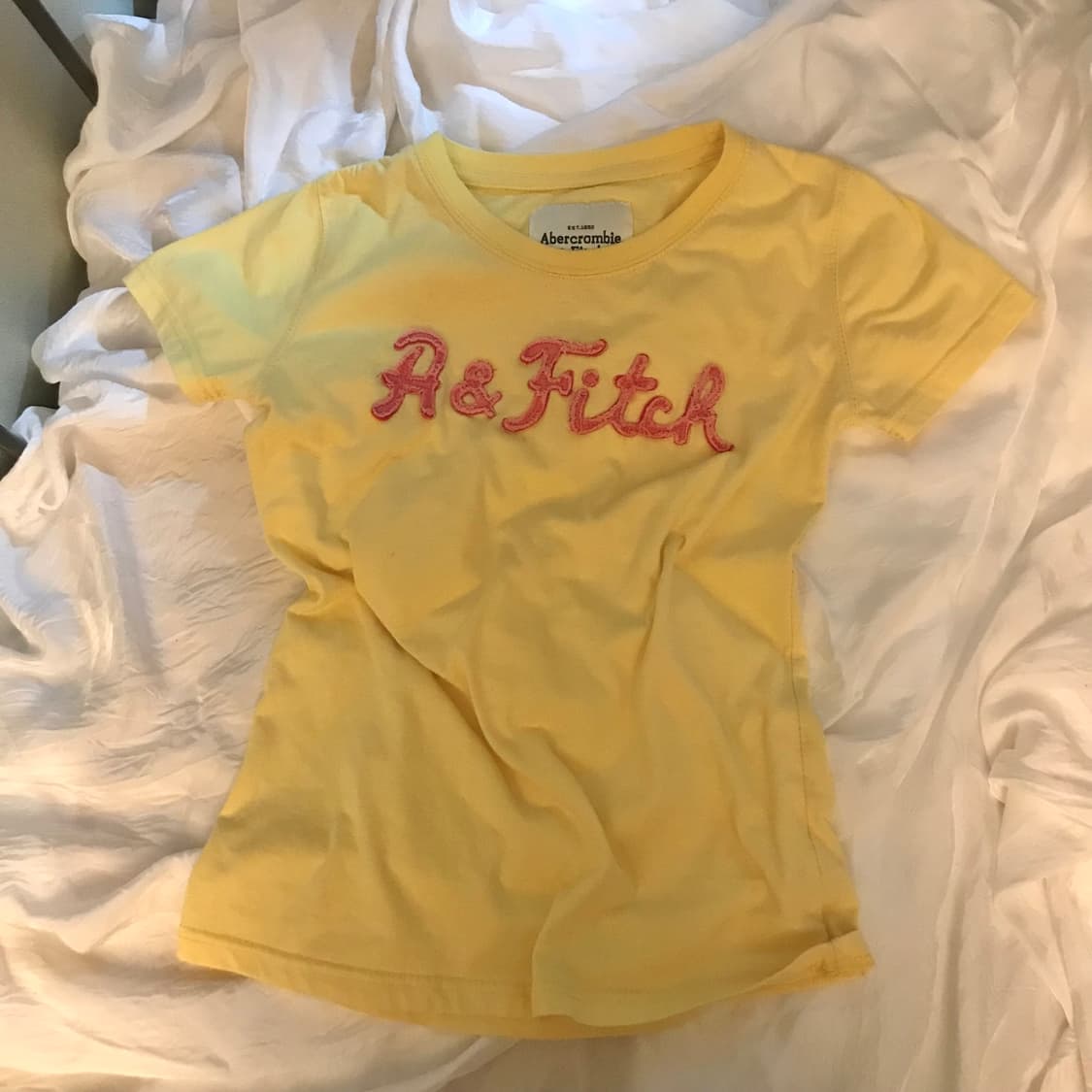 Abercrombie 아베크롬비 슬림핏 레몬 핑크 티 상품이미지3