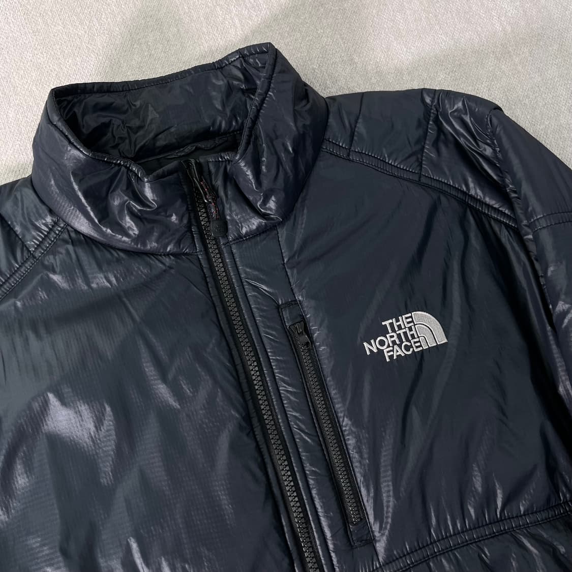 100 노스페이스 유광 경량 패딩 상품이미지2