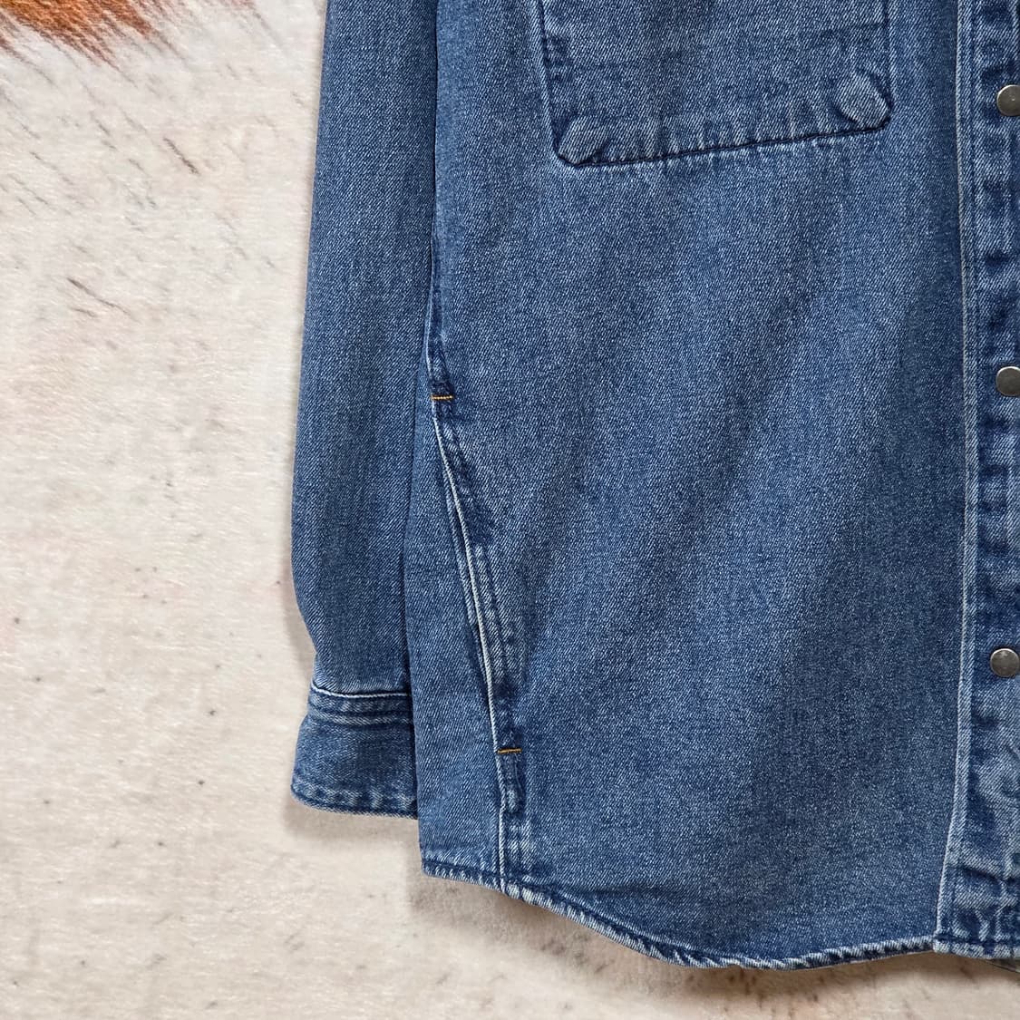 앤듀 오버핏 중청 투포켓 데님자켓 상품이미지3