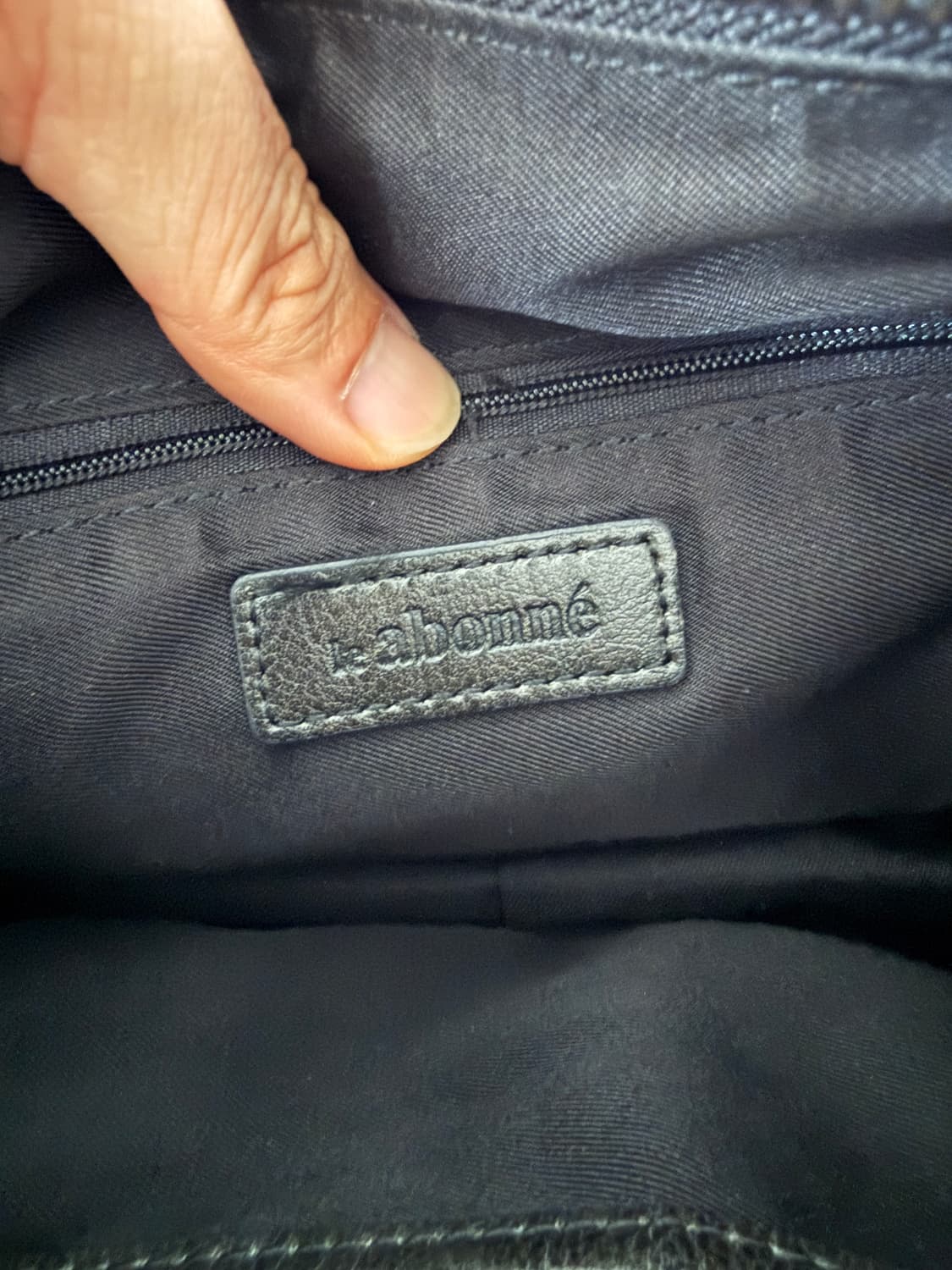 르 아보네(le abonne) 레더 숄더백 상품이미지8