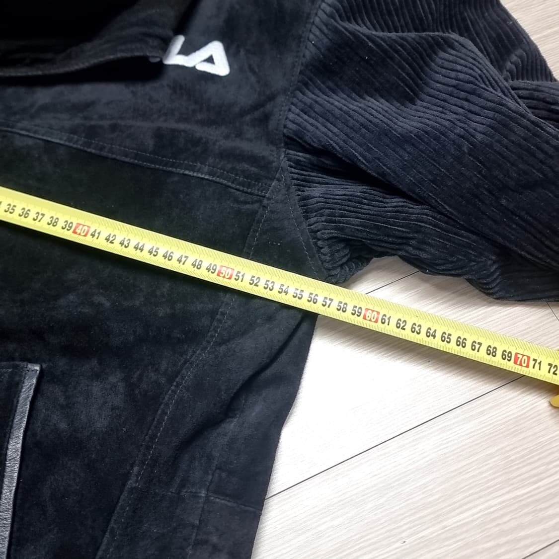 휠라 블랙 후드 가죽스웨이드 파카(100-105) 상품이미지10