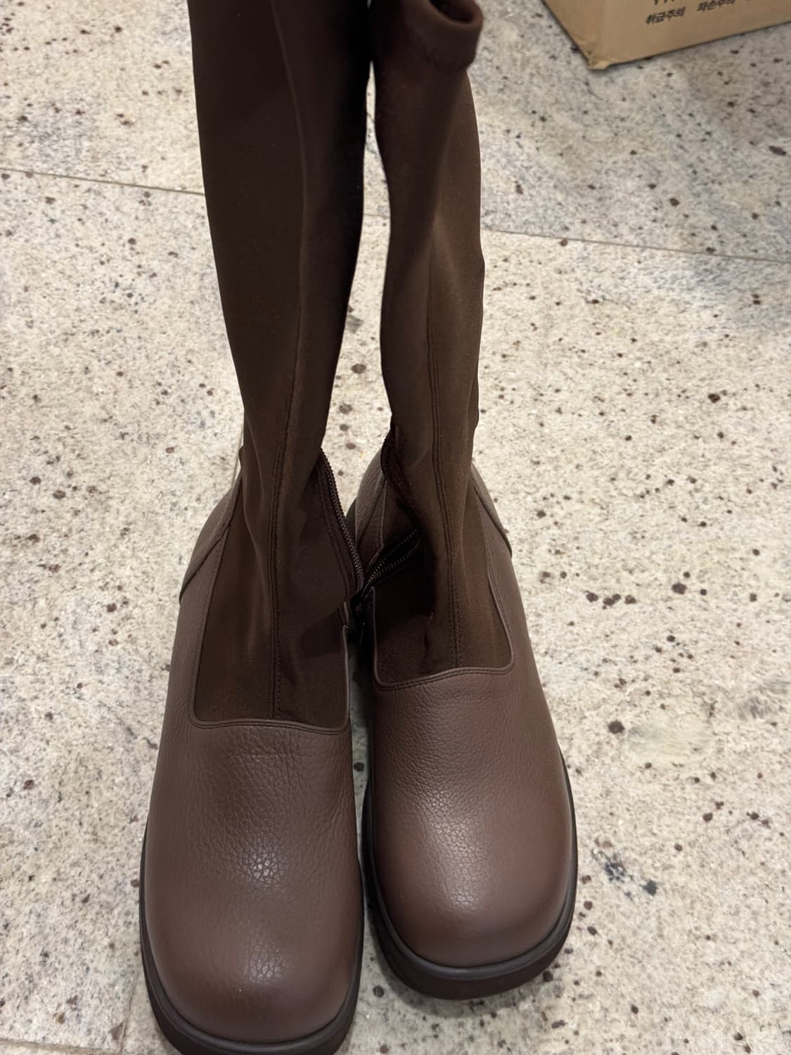 더오픈프로덕트 부츠 상품이미지1