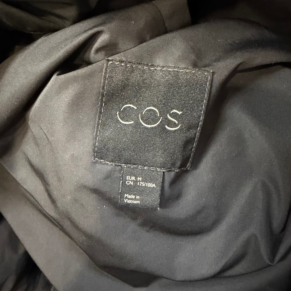 COS 코스 푸퍼 덕다운 핑거홀 패딩 상품이미지3