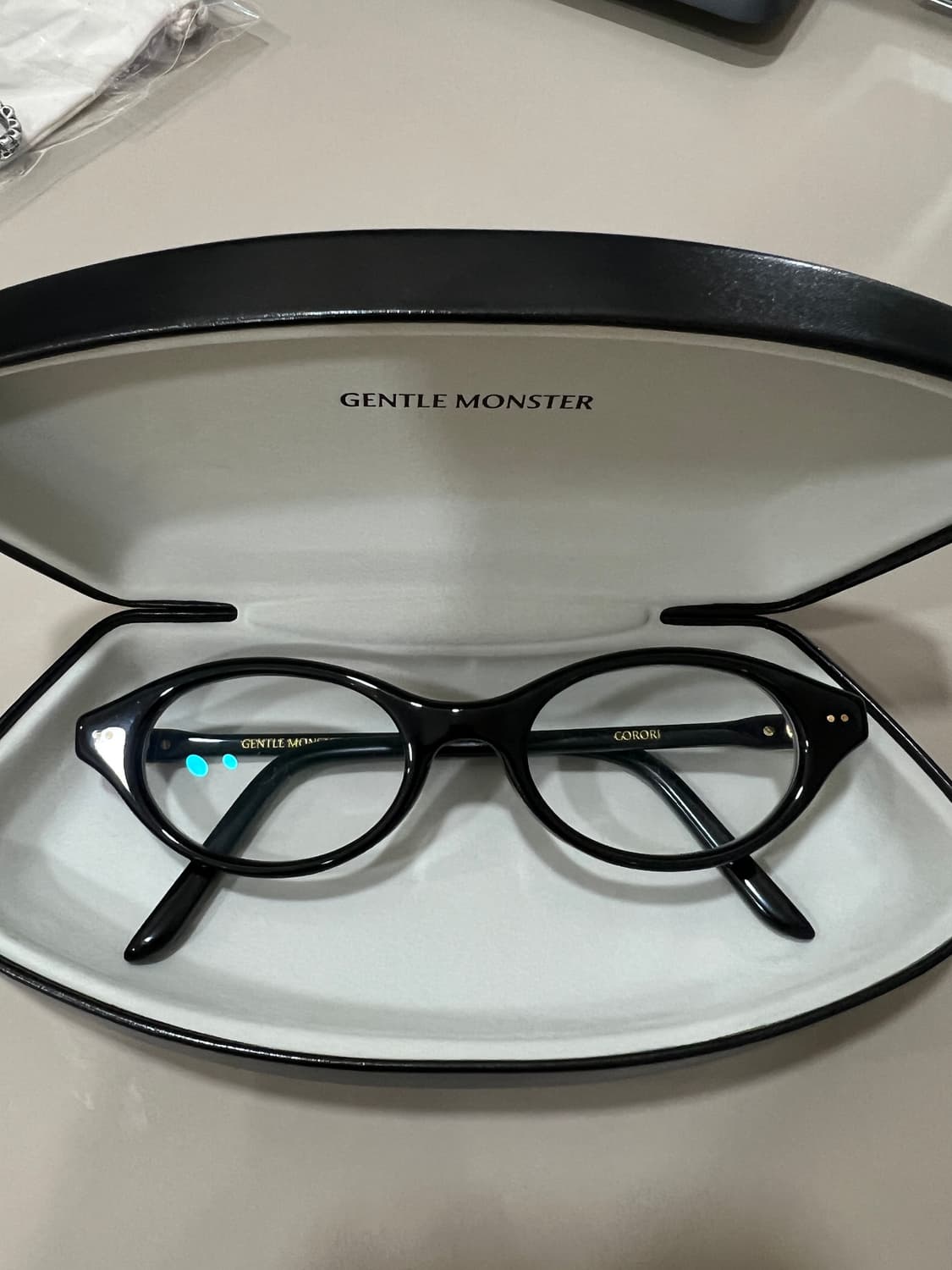 젠틀몬스터 코로리 01 상품이미지2