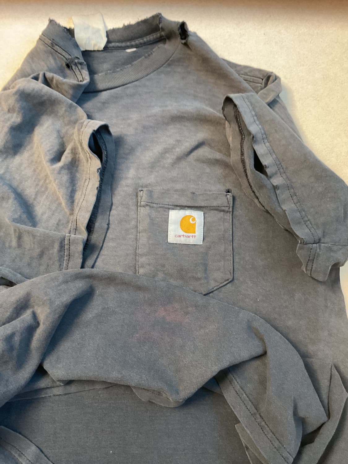 Carhartt distressed sun fadding tee 상품이미지9