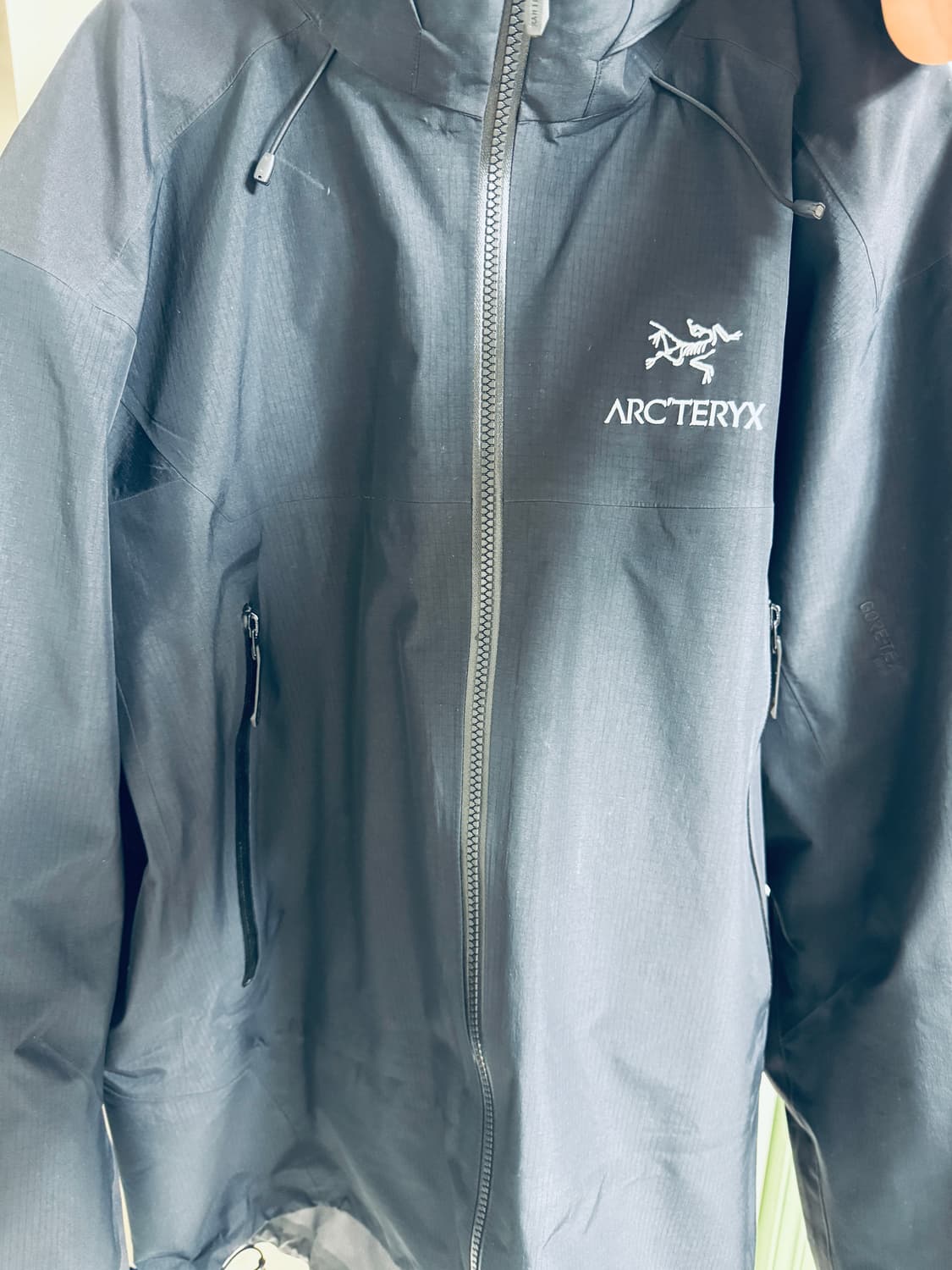 아크테릭스 Arc'teryx - Beta AR Jacket Black 상품이미지1