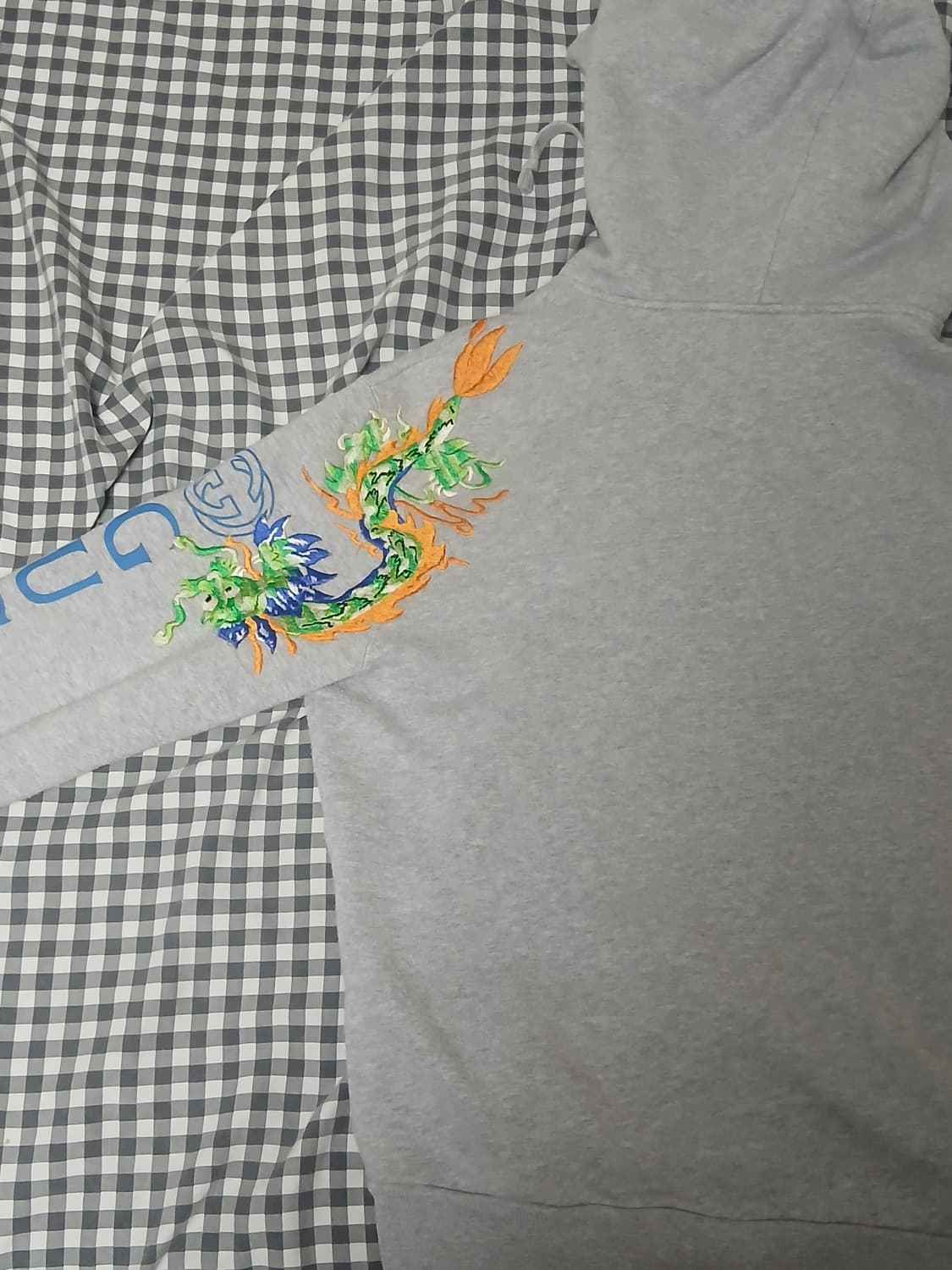 구찌 후드티 (사이즈 m) 상품이미지4