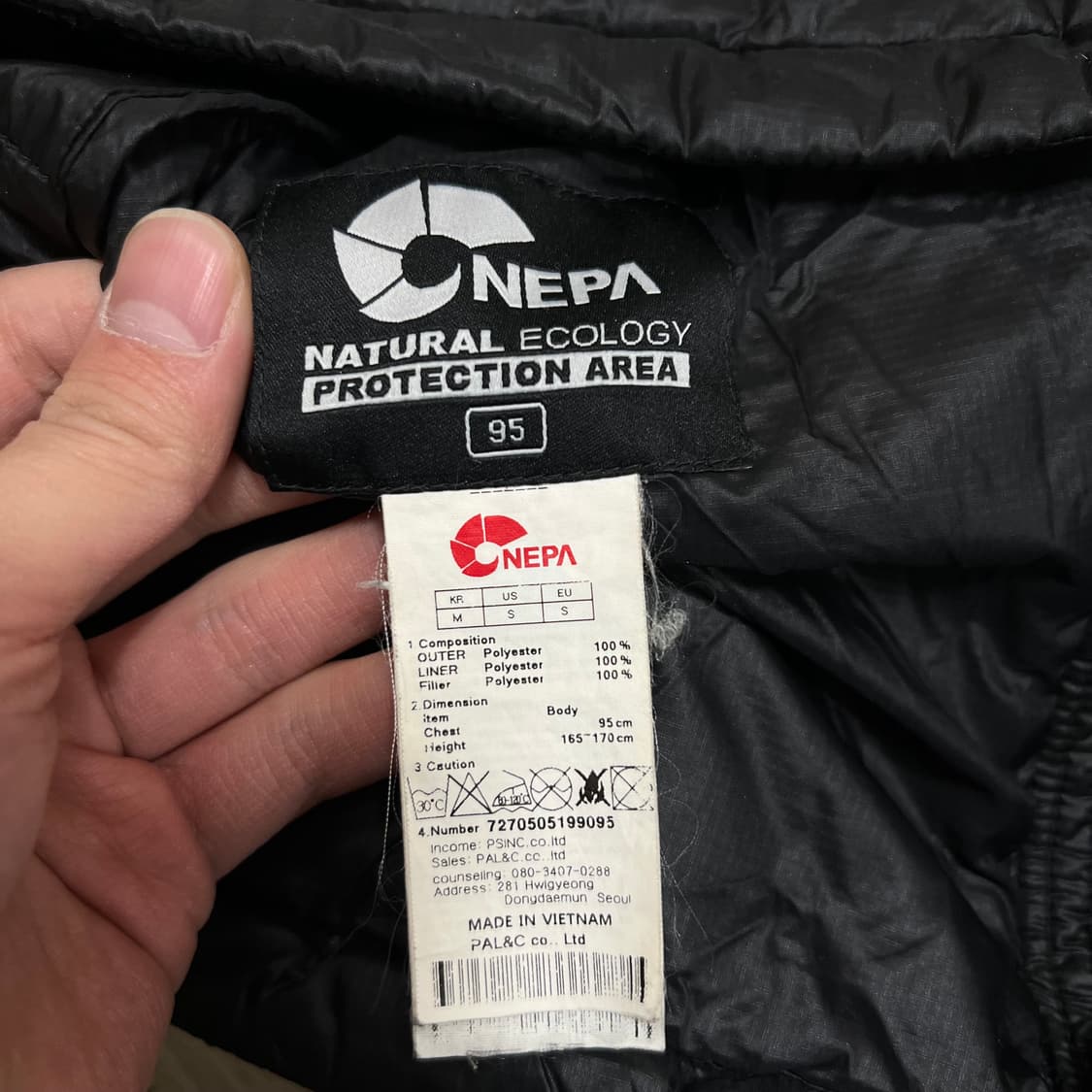 네파 자수로고 초경량패딩 점퍼 [블랙] M/95 상품이미지6