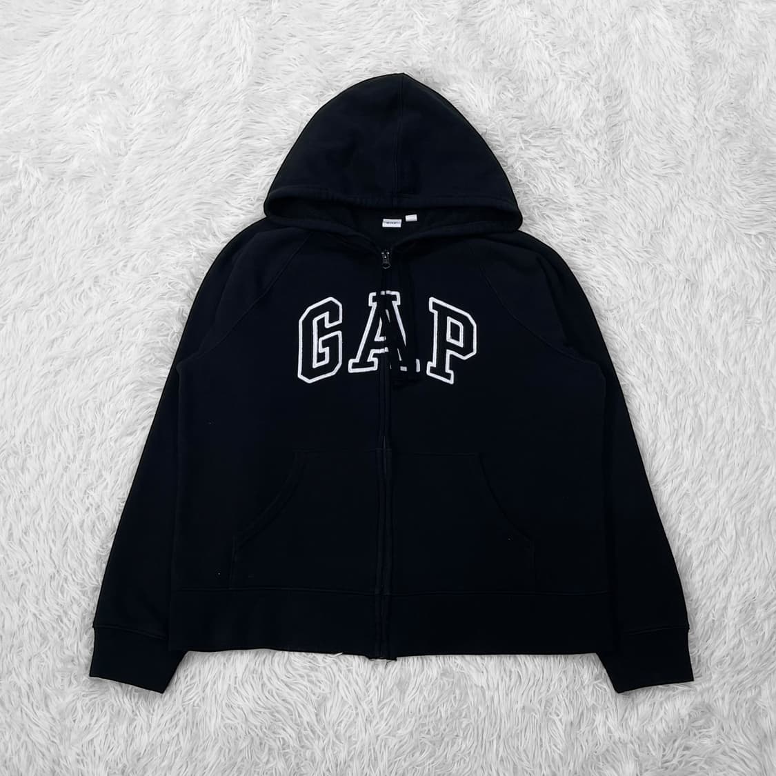 갭 Gap 스펠 로고 후드집업 블랙 상품이미지2