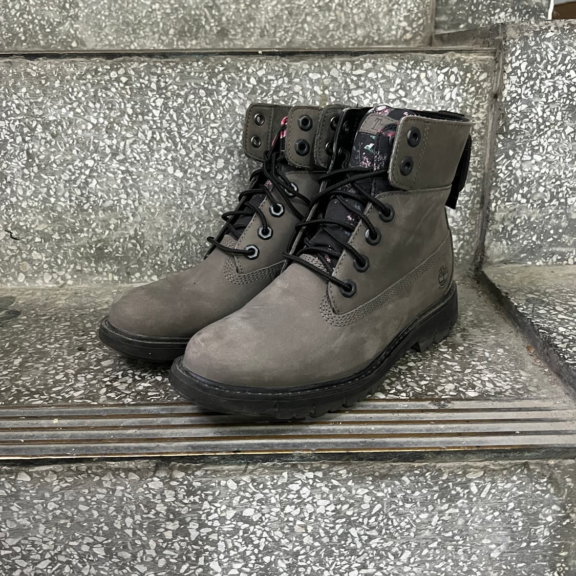 팀버랜드 루시아 웨이 6인치 워터프루프 롤탑 부츠 상품이미지1