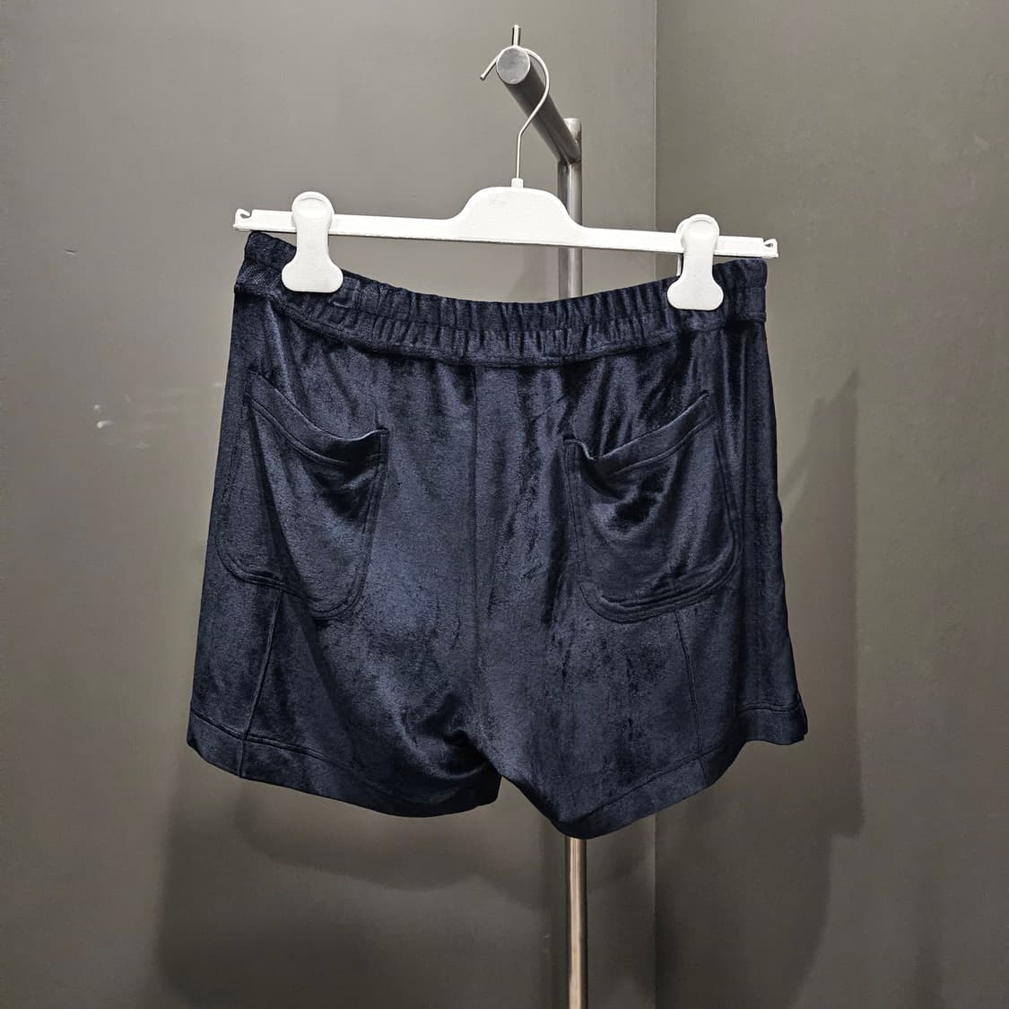 톰포드 벨루어 벨벳 레더트림 트레이닝 셋업 상품이미지5