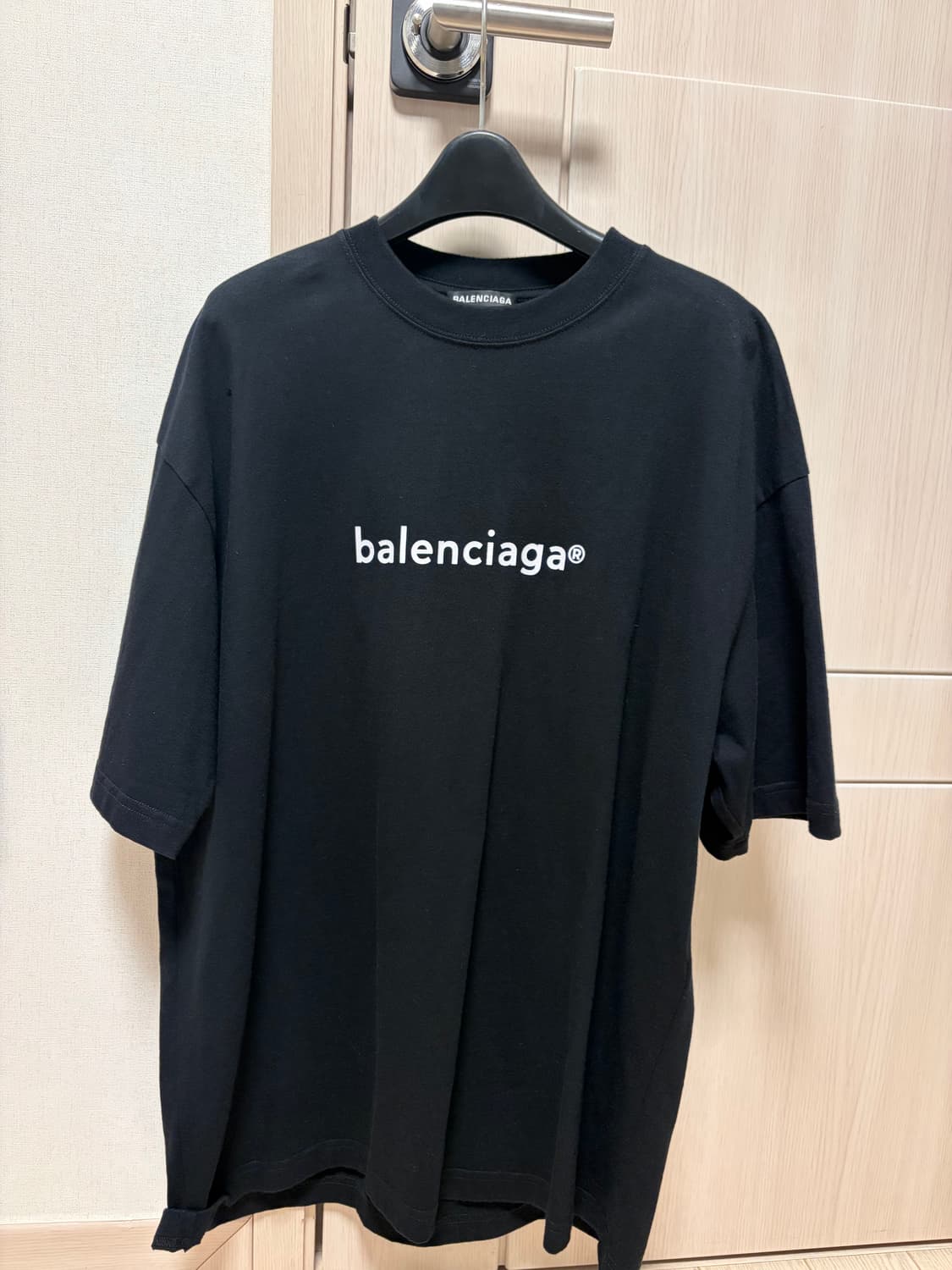 발렌시아가 copyright 반팔 사이즈 M 상품이미지1